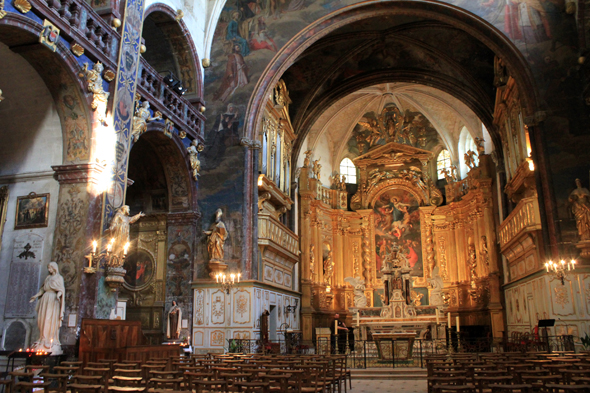 L'Isle-sur-la-Sorgue, Notre-Dame-des-Anges