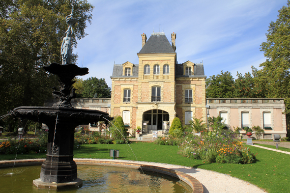 Livry-Gargan, château