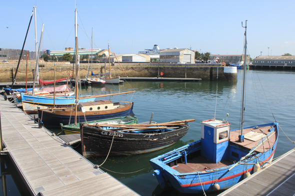 Cherbourg port