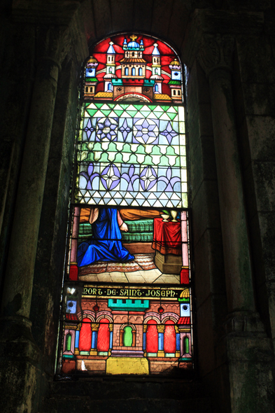 Notre-Dame, Charité-sur-Loire, vitraux