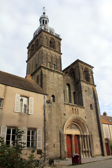 Saulieu, Basilique St-Andoche
