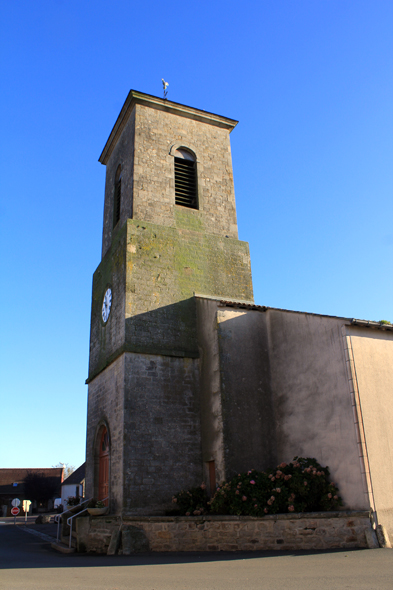 Antully, église