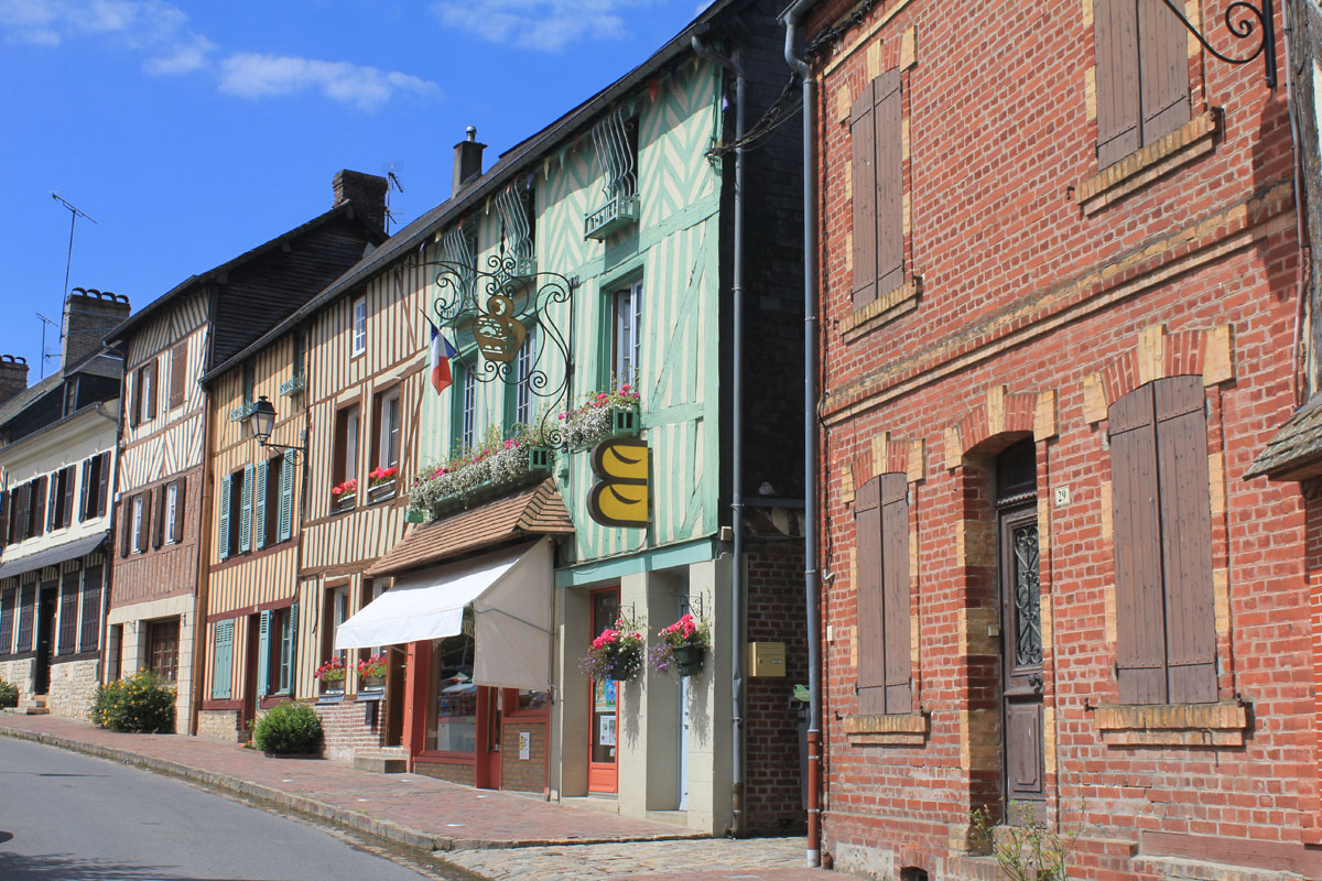 Blangy-le-Château, maisons