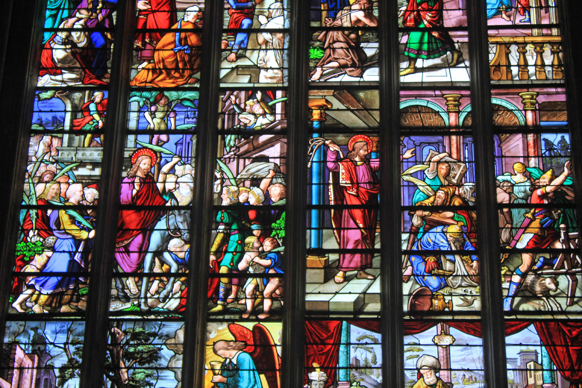 Bernay, église Sainte-Croix, vitraux