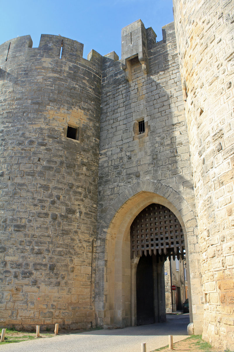 Aigues-Mortes, remparts