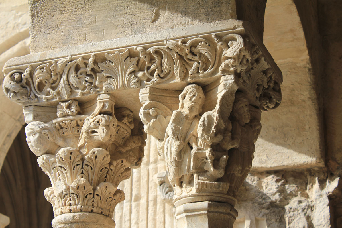 Arles, cloître Saint-Trophime, détail