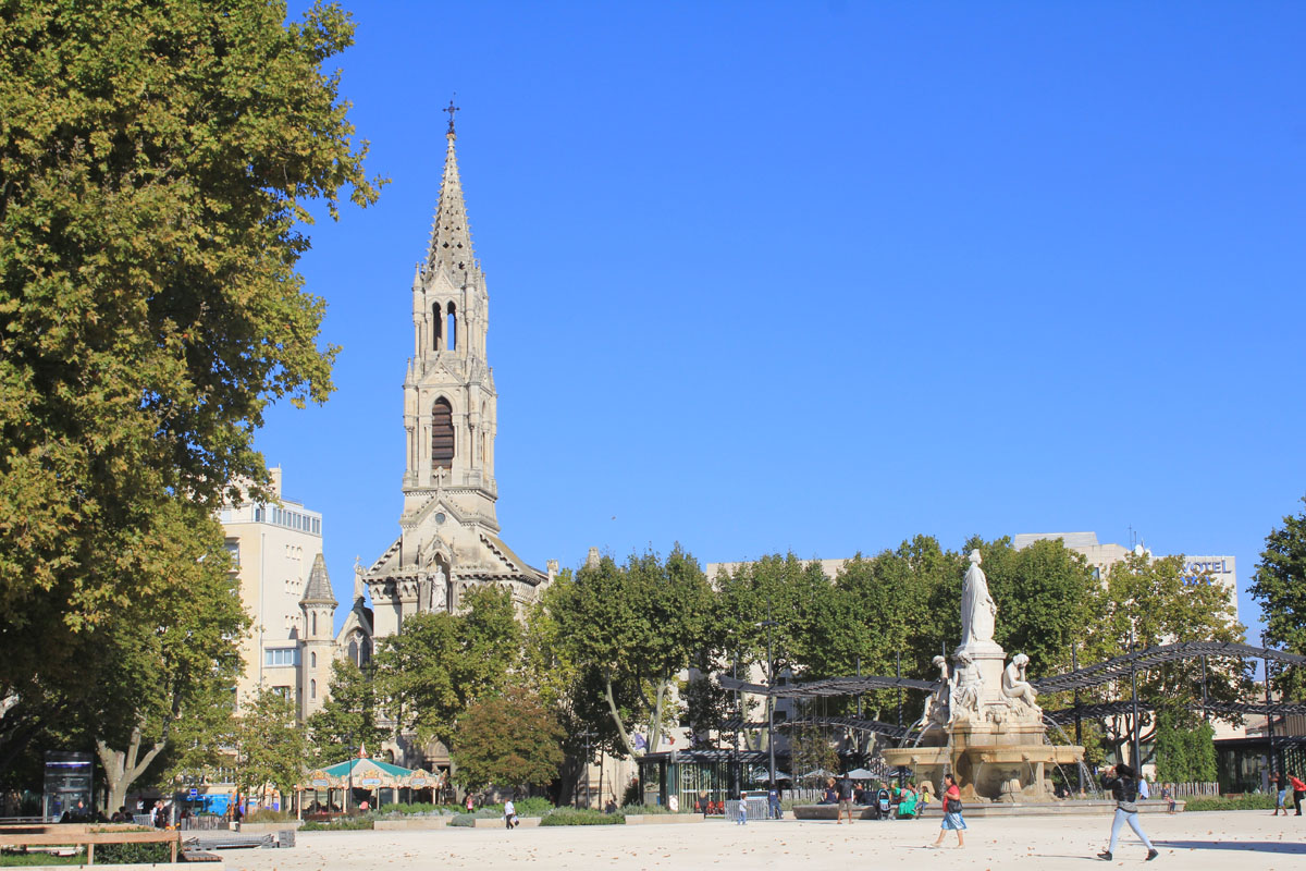 Nîmes, esplanade Charles de Gaulle