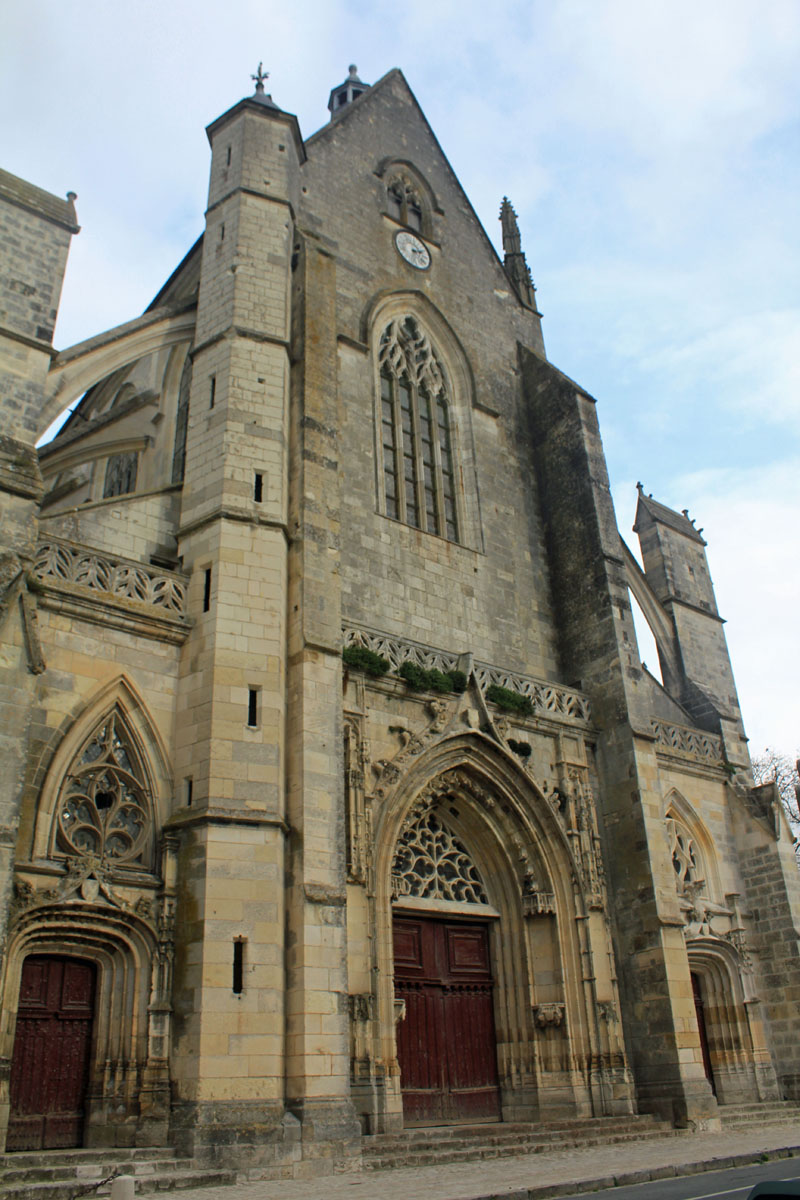 Clery-St-André, basilique Notre-Dame
