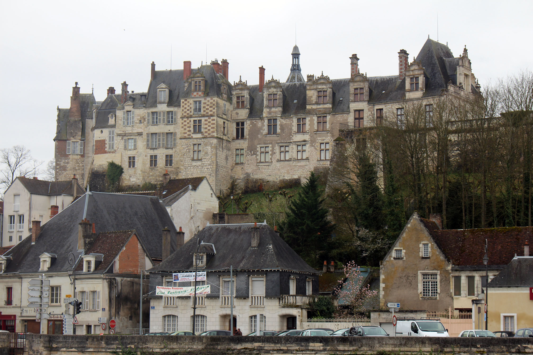 Saint-Aignan, château