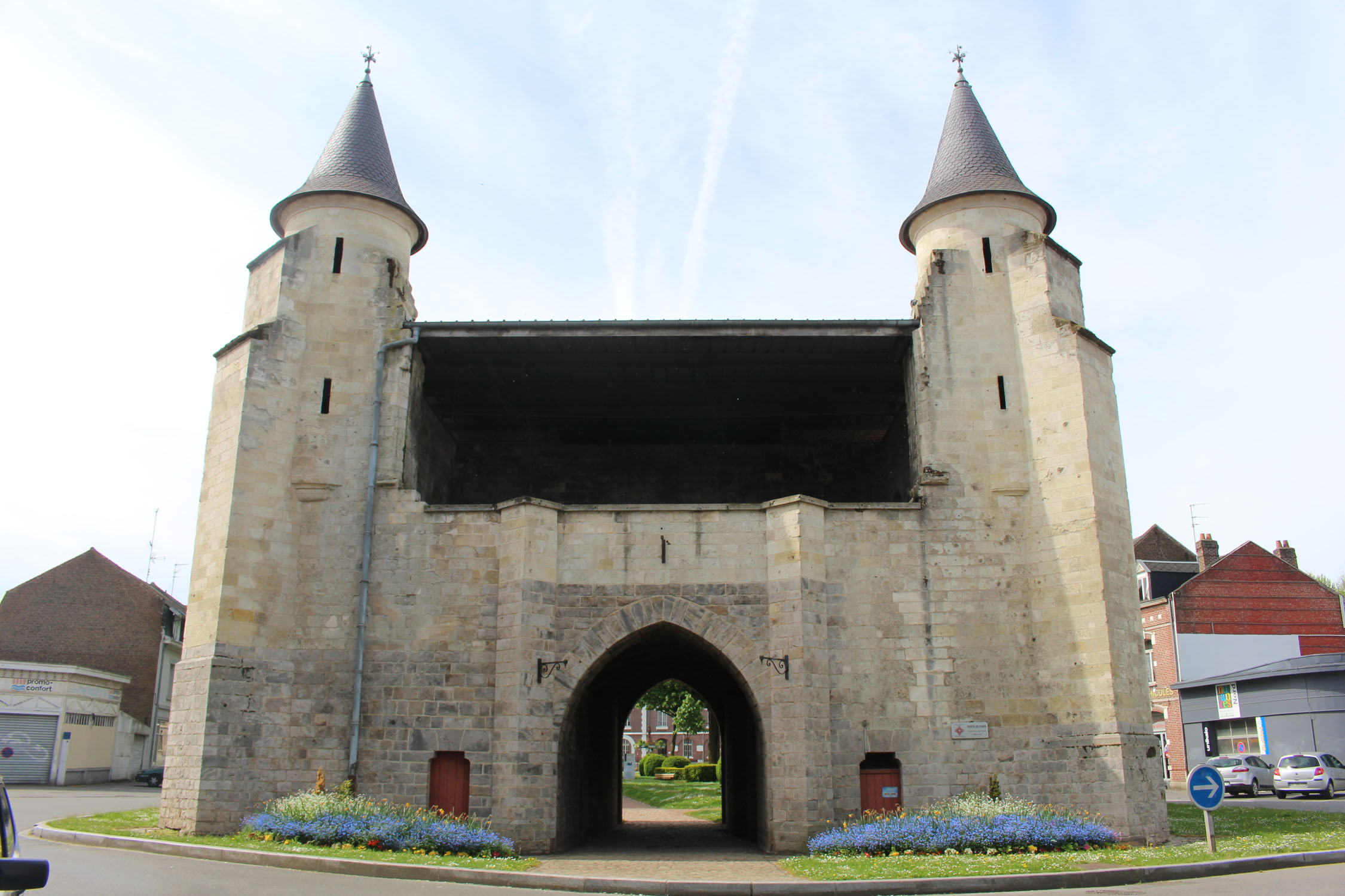 Cambrai, Porte de Paris
