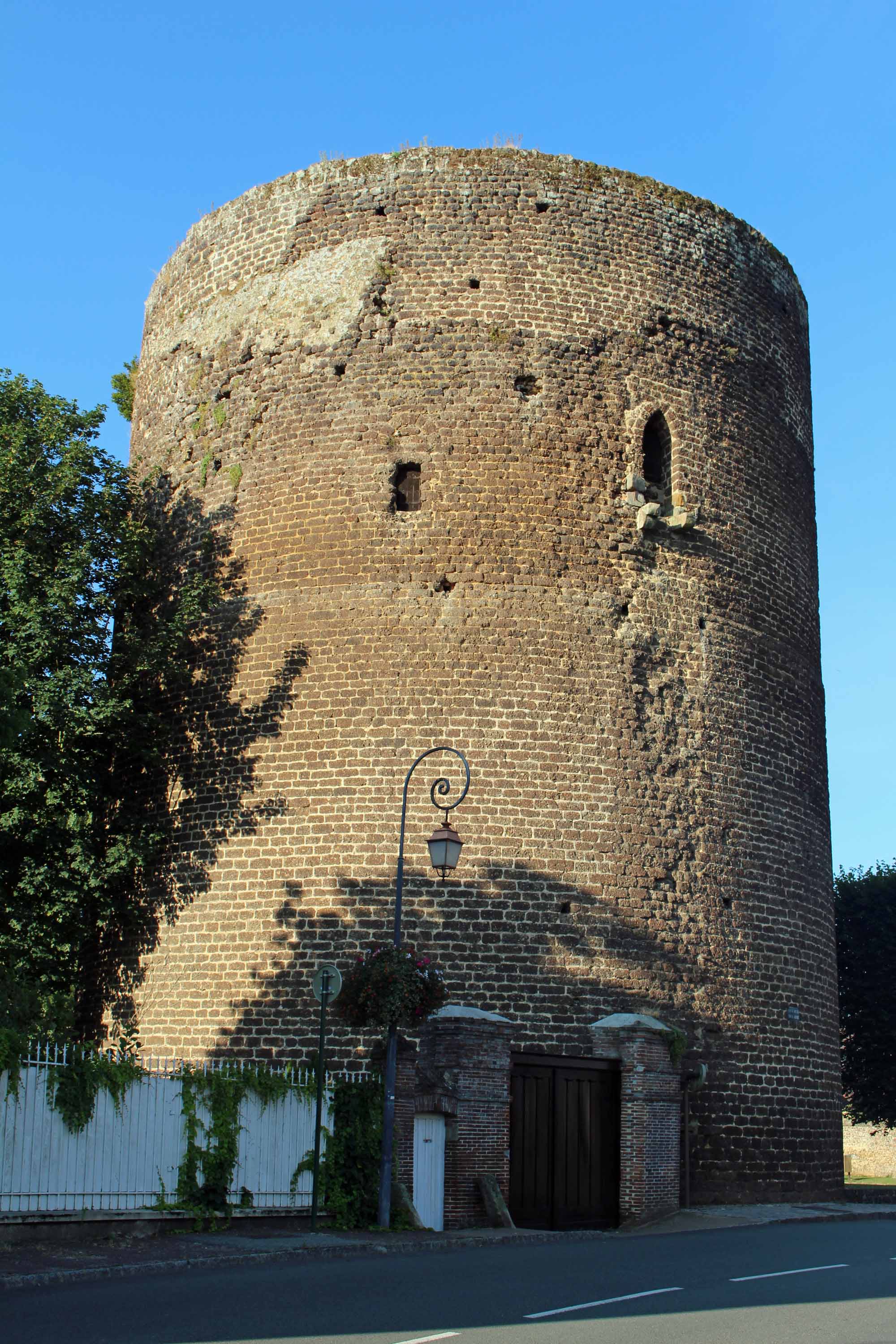 La Tour Grise de Verneuil-sur-Avre