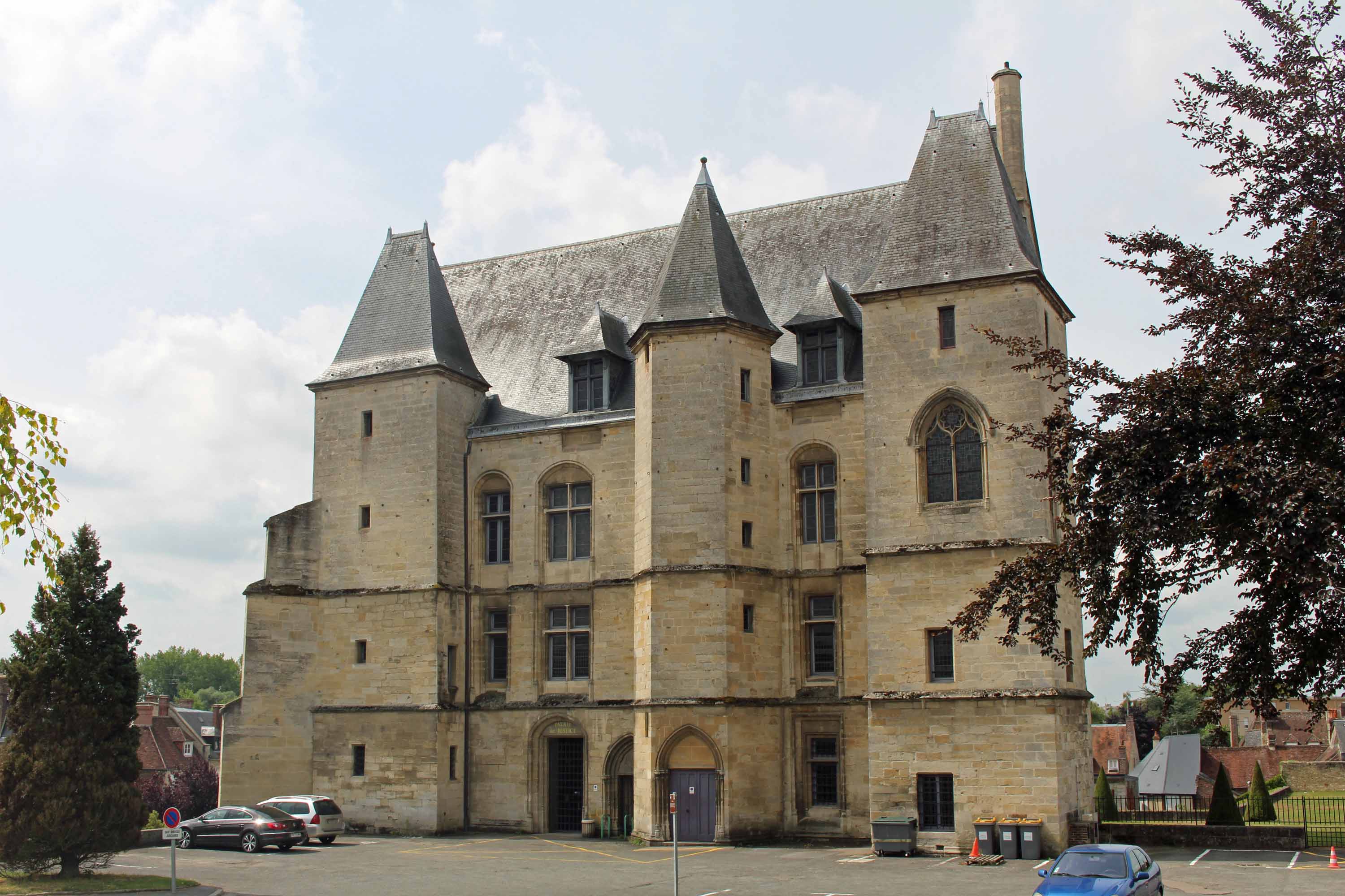 Argentan, château des Ducs