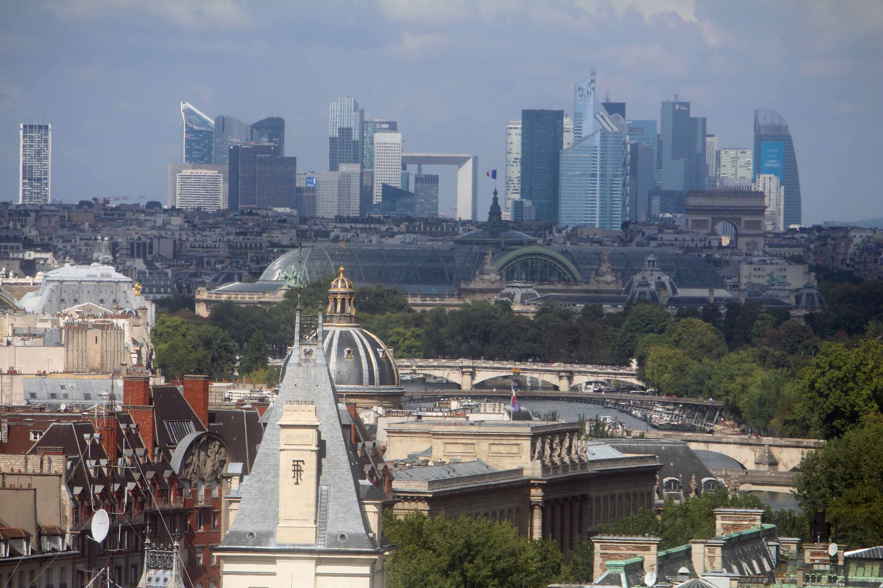 Vue de Paris, la Défense