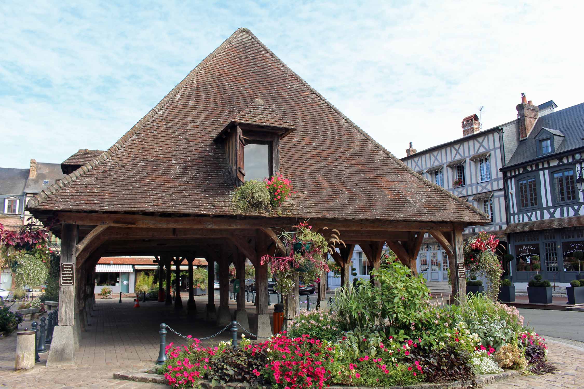 Lyons-la-Forêt, maison, Halle aux grains