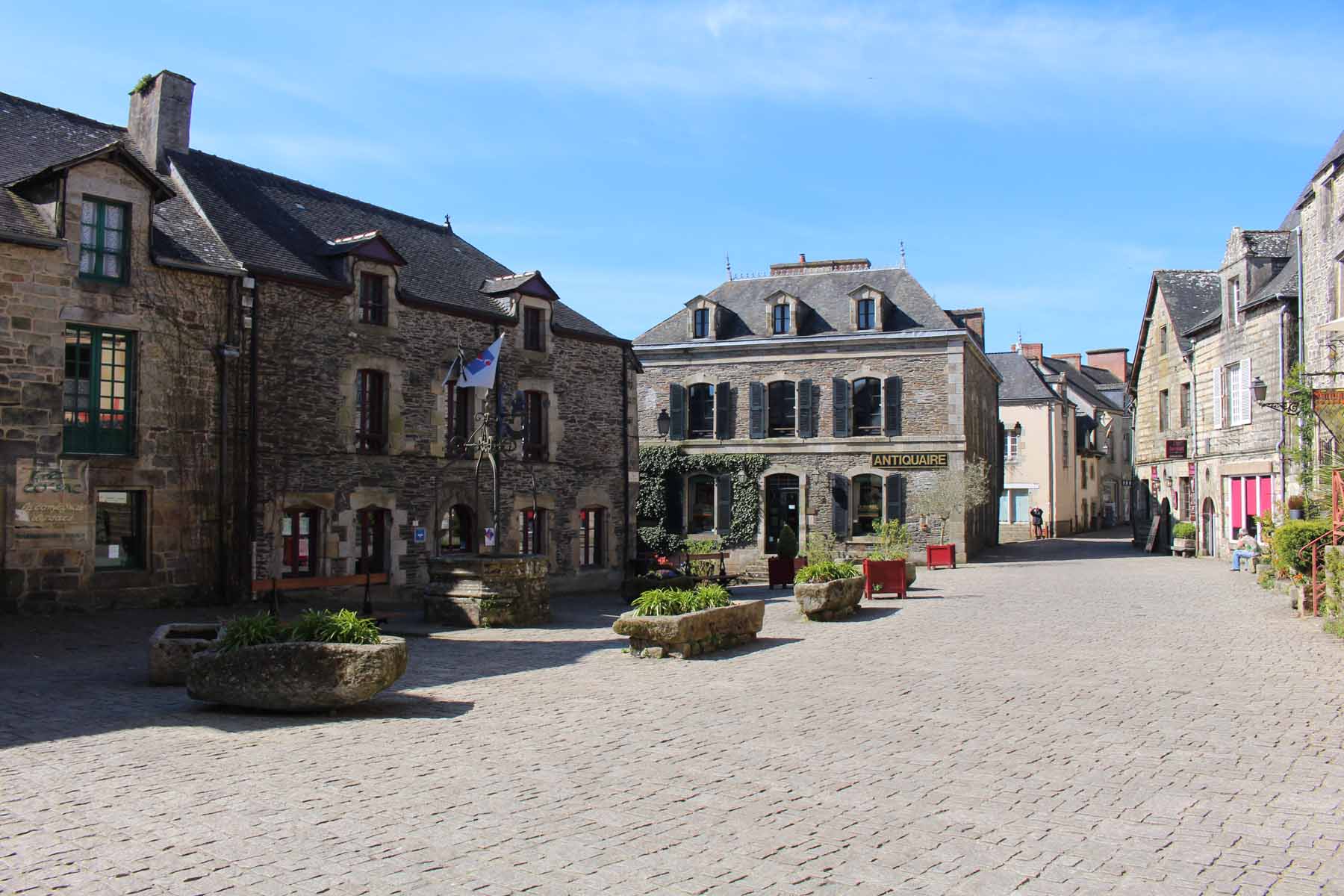 Rochefort-en-Terre, place