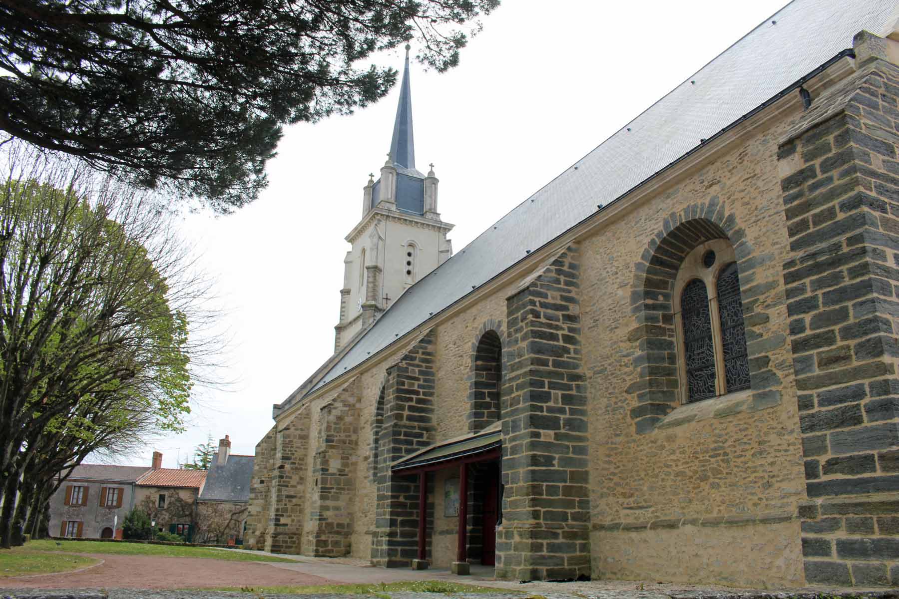 Les-Moutiers-en-Retz, église