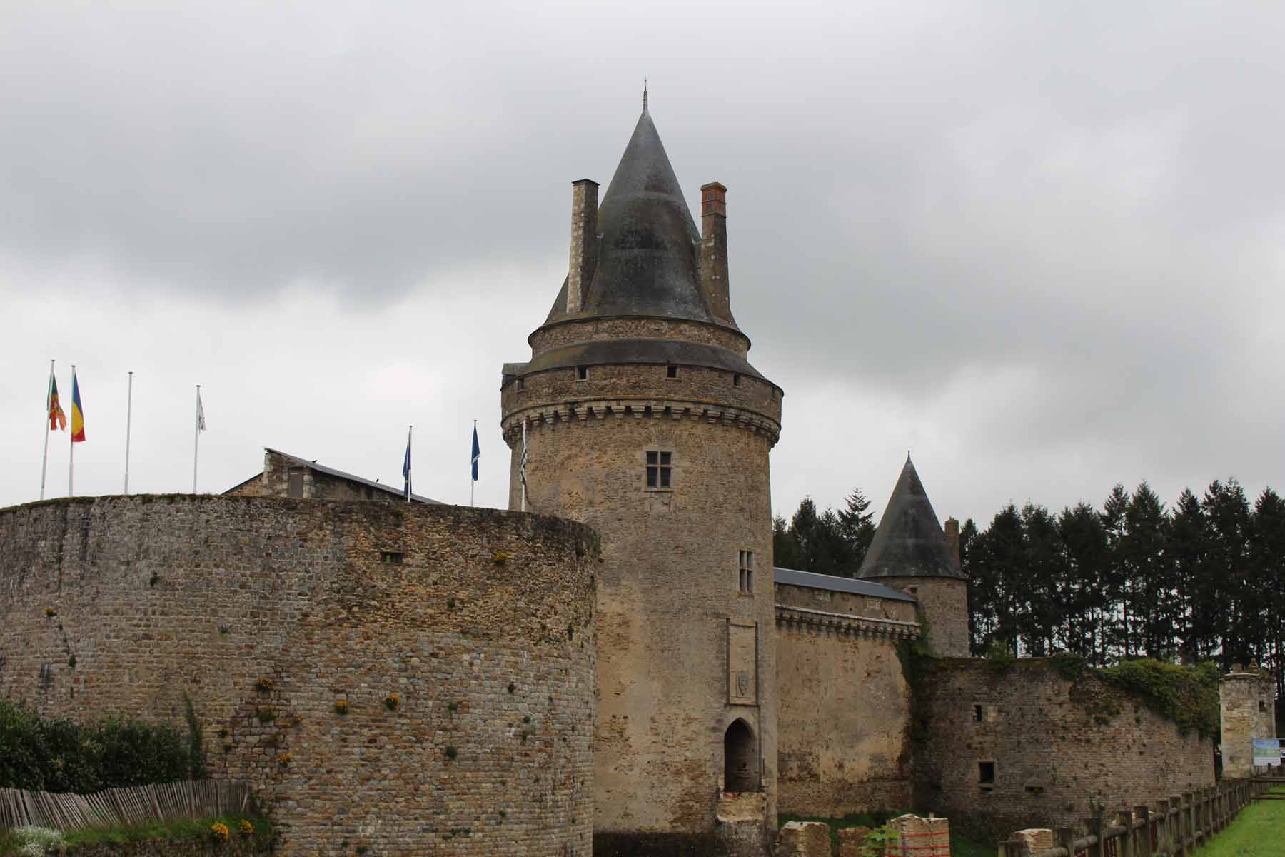 Dinan, tour, remparts