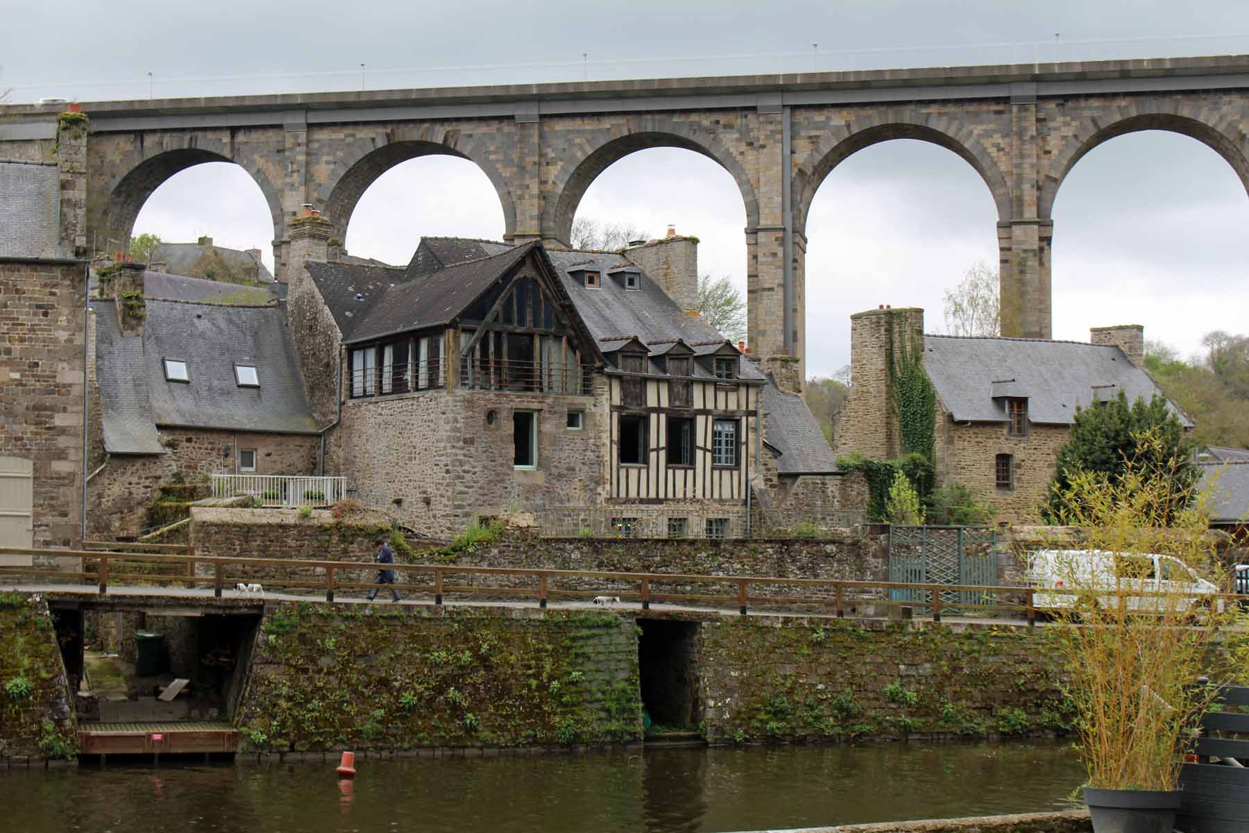 Dinan, viaduc sur la Rance