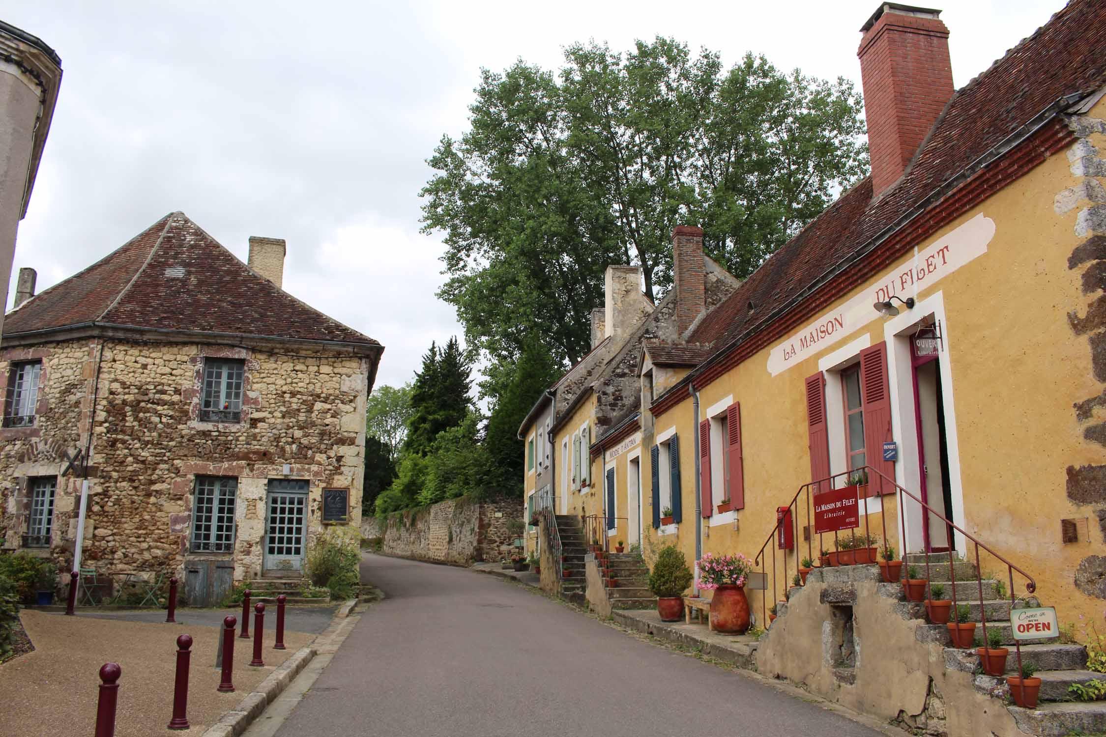 La Perrière, église Notre-Dame du Rosaire