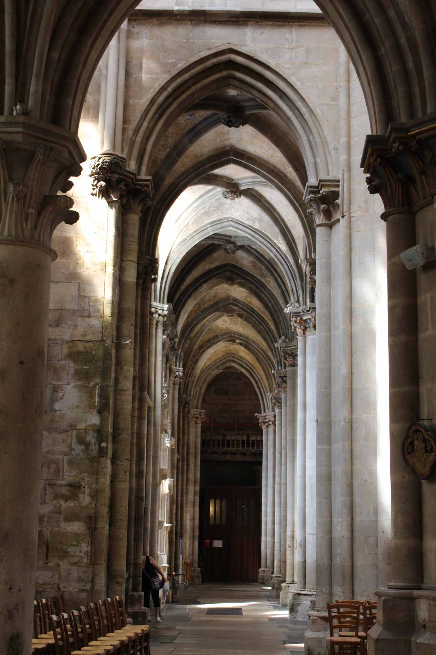 Semur-en-Auxois, collégiale Notre-Dame, nef