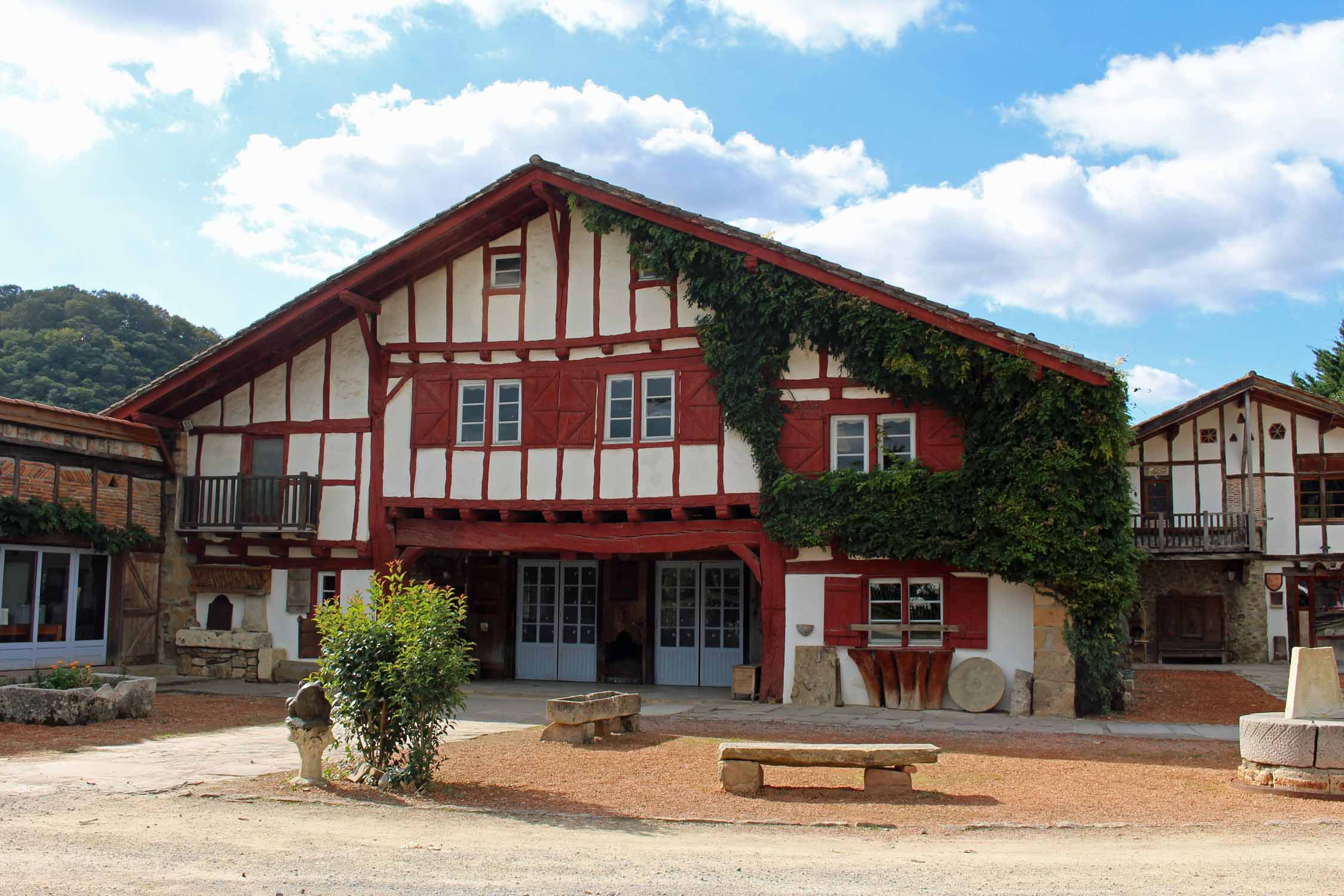 Saint-Pée-sur-Nivelle, ferme Inharria