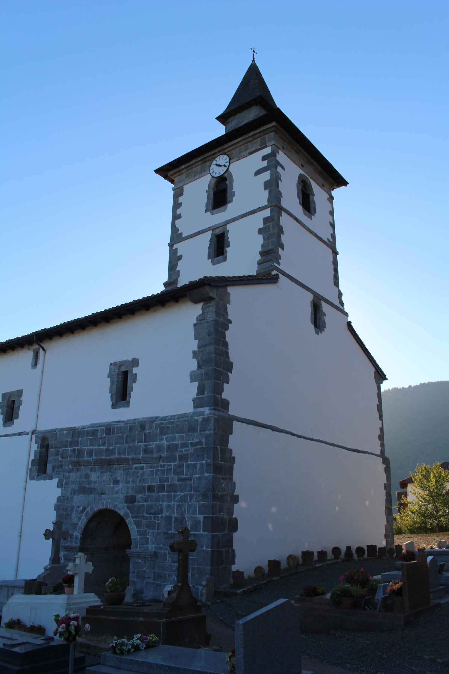 Itxassou, église Saint-Fructueux