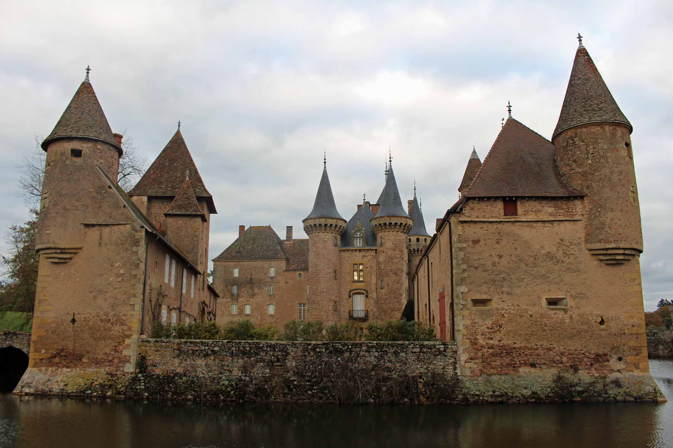 Château de La Clayette, Beaujolais