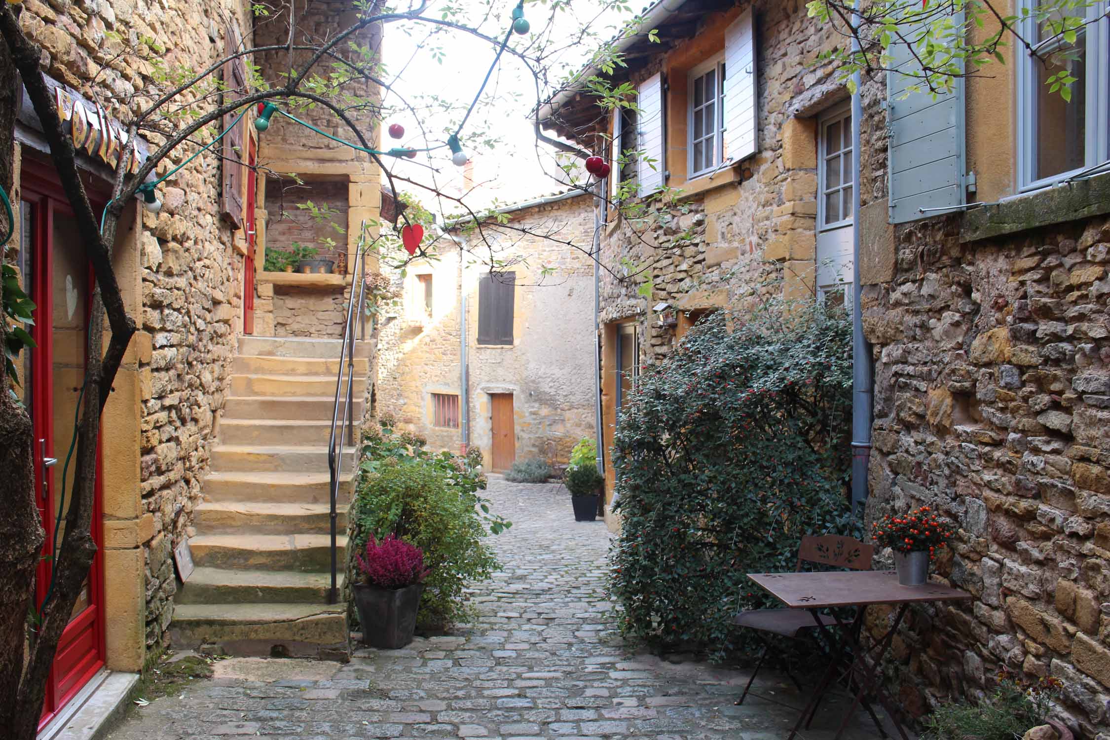 Oingt, ruelle typique