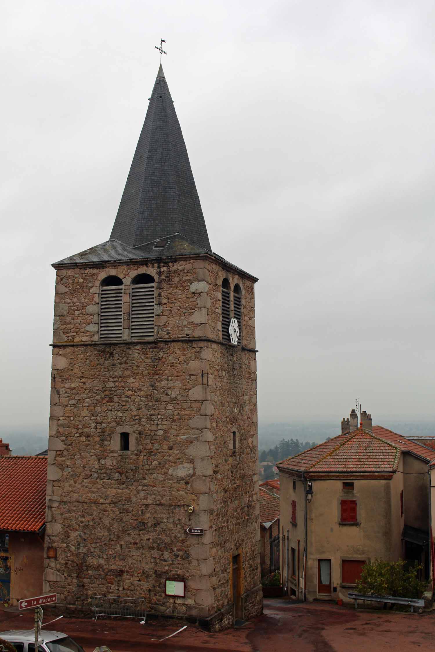 Ambierle, église St-Nizier