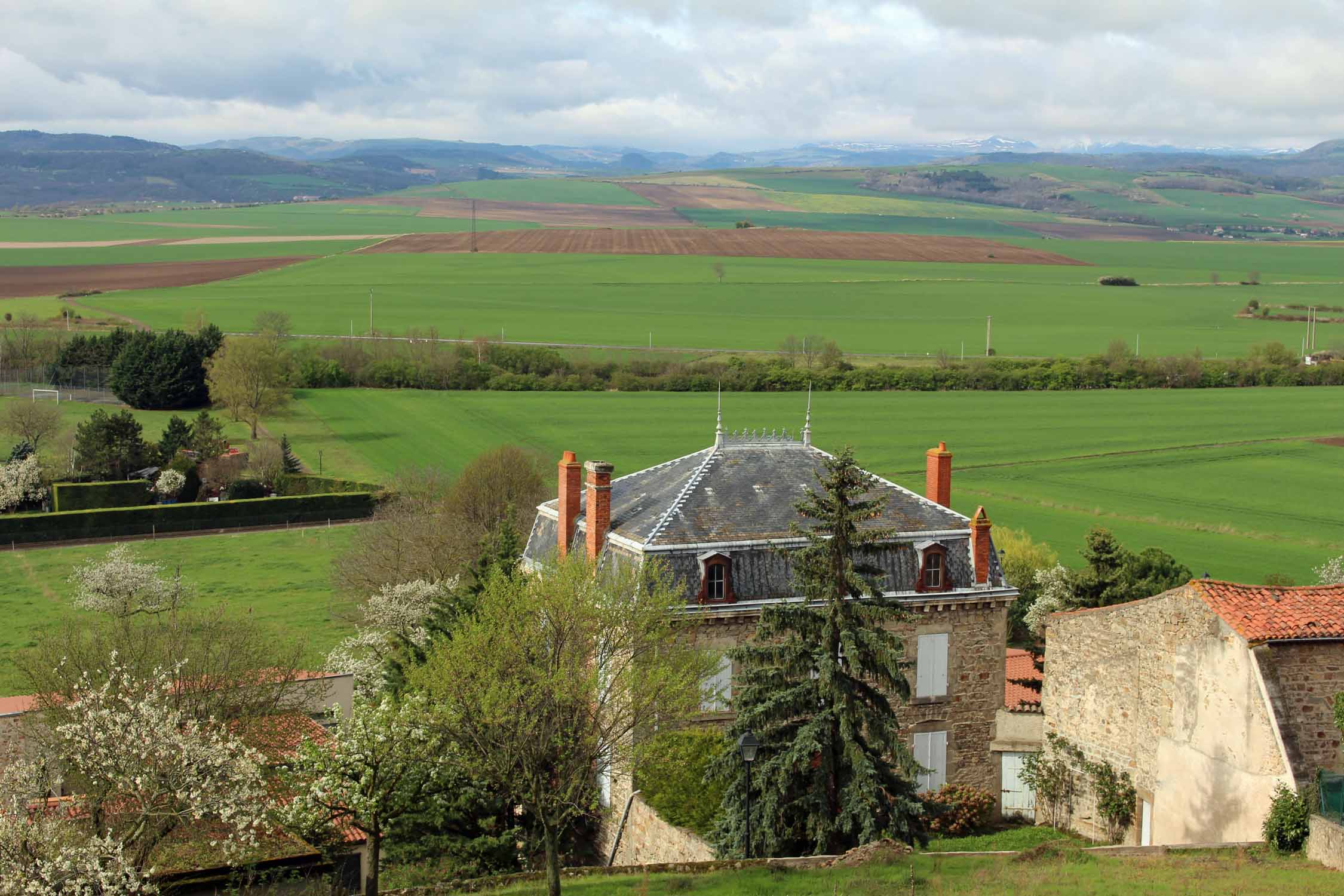 Montpeyroux, paysage, Auvergne