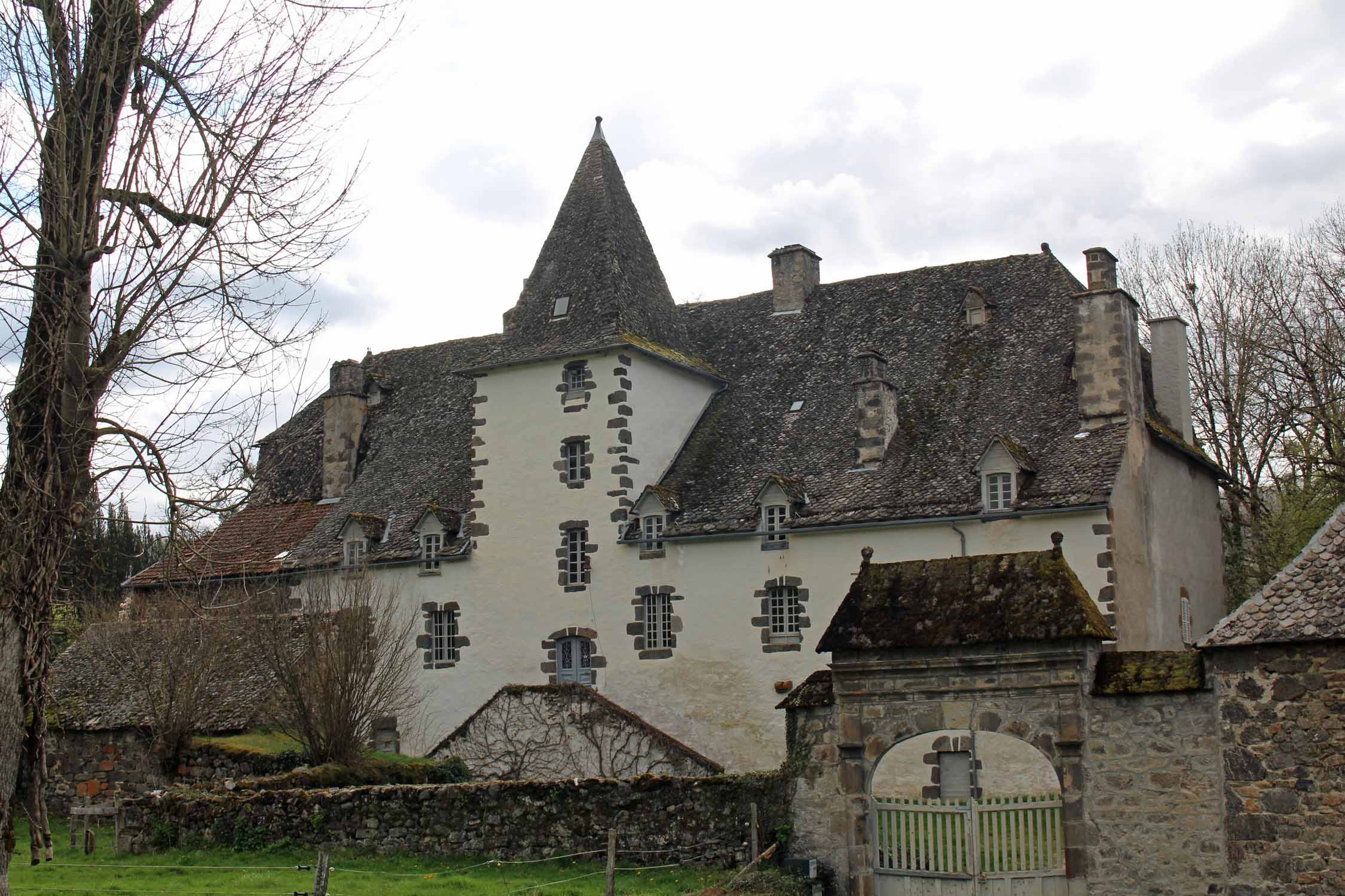 Château du Cambon, Saint-Cernin