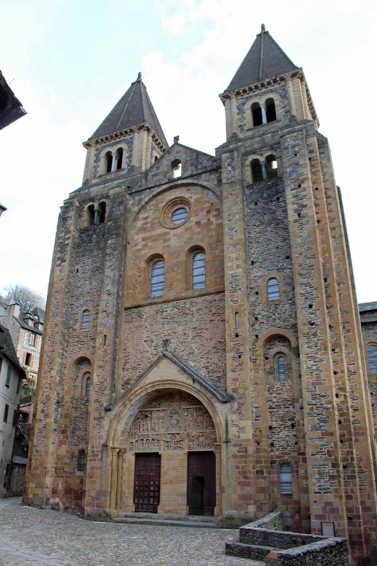 Abbatiale de Conques, façade