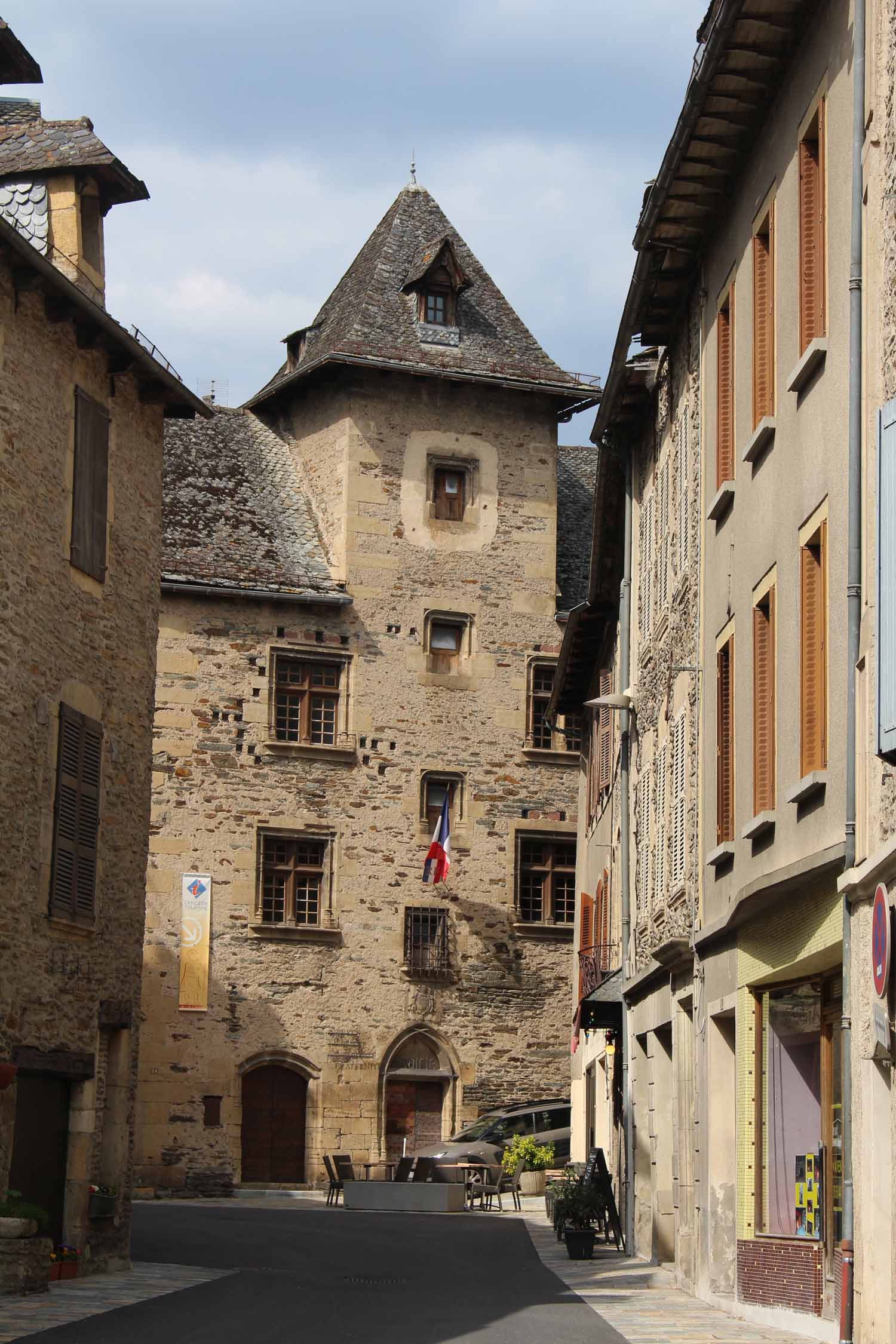 Estaing, mairie