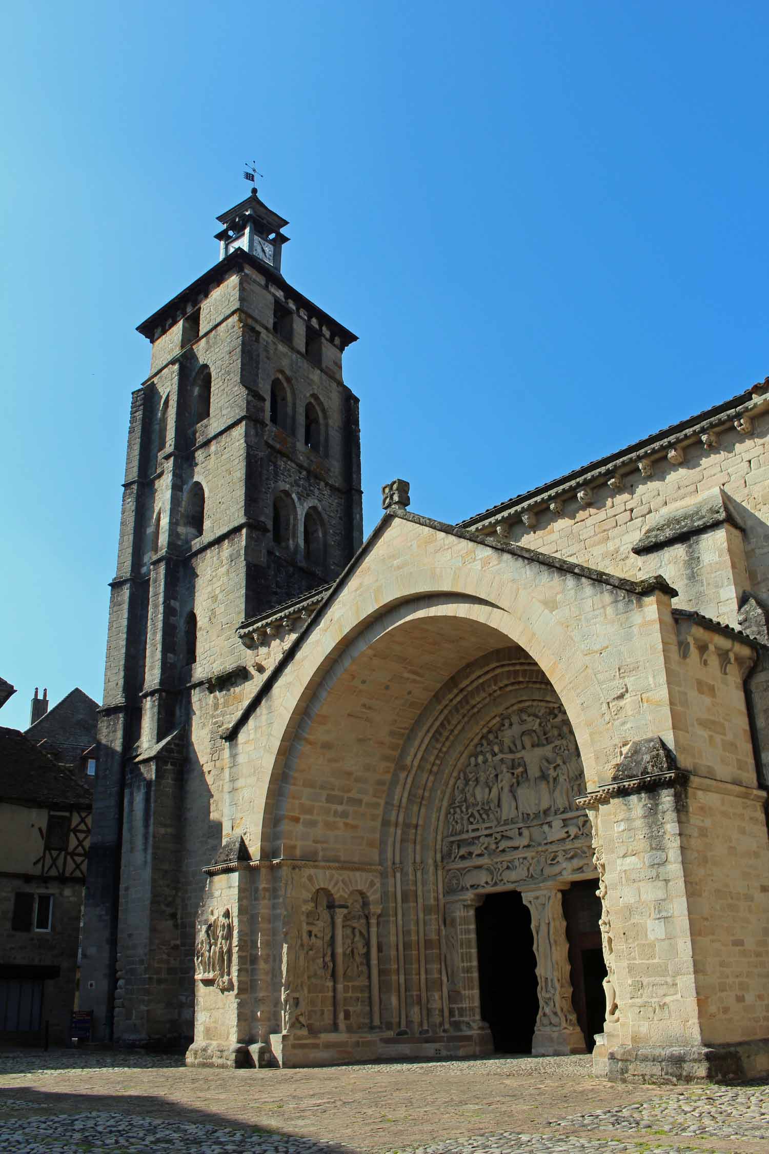 Beaulieu-sur-Dordogne, abbatiale Saint-Pierre, façade
