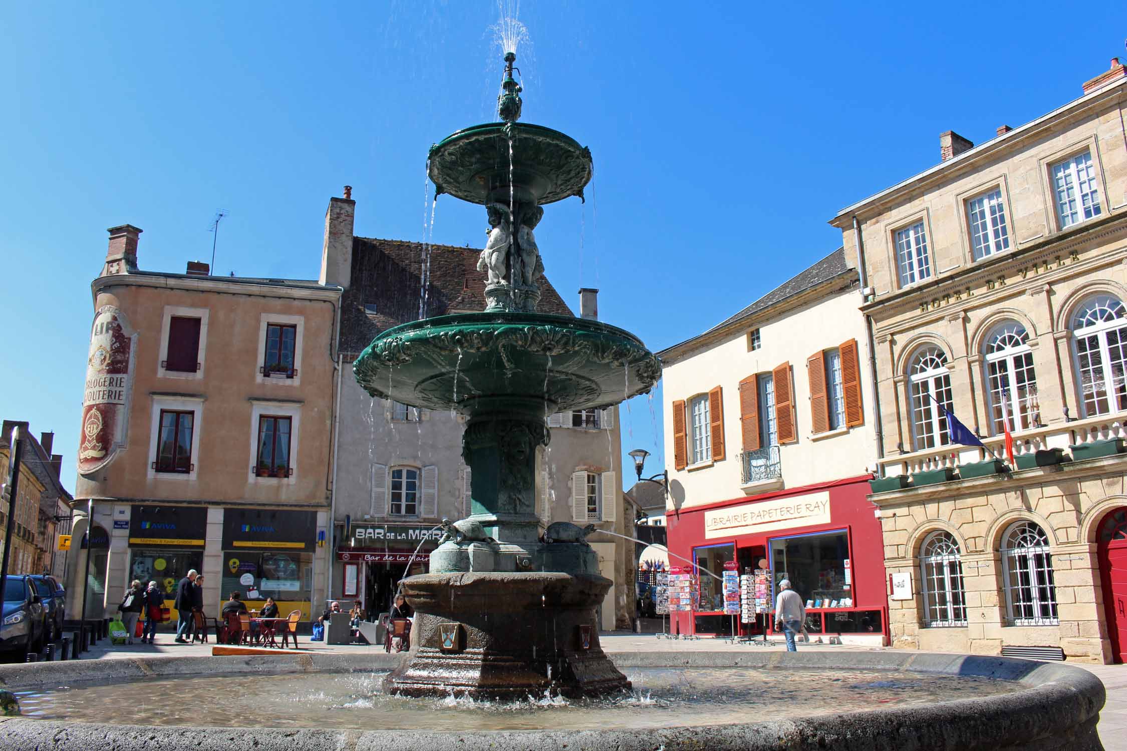 Saint-Pourçain-sur-Sioule, fontaine