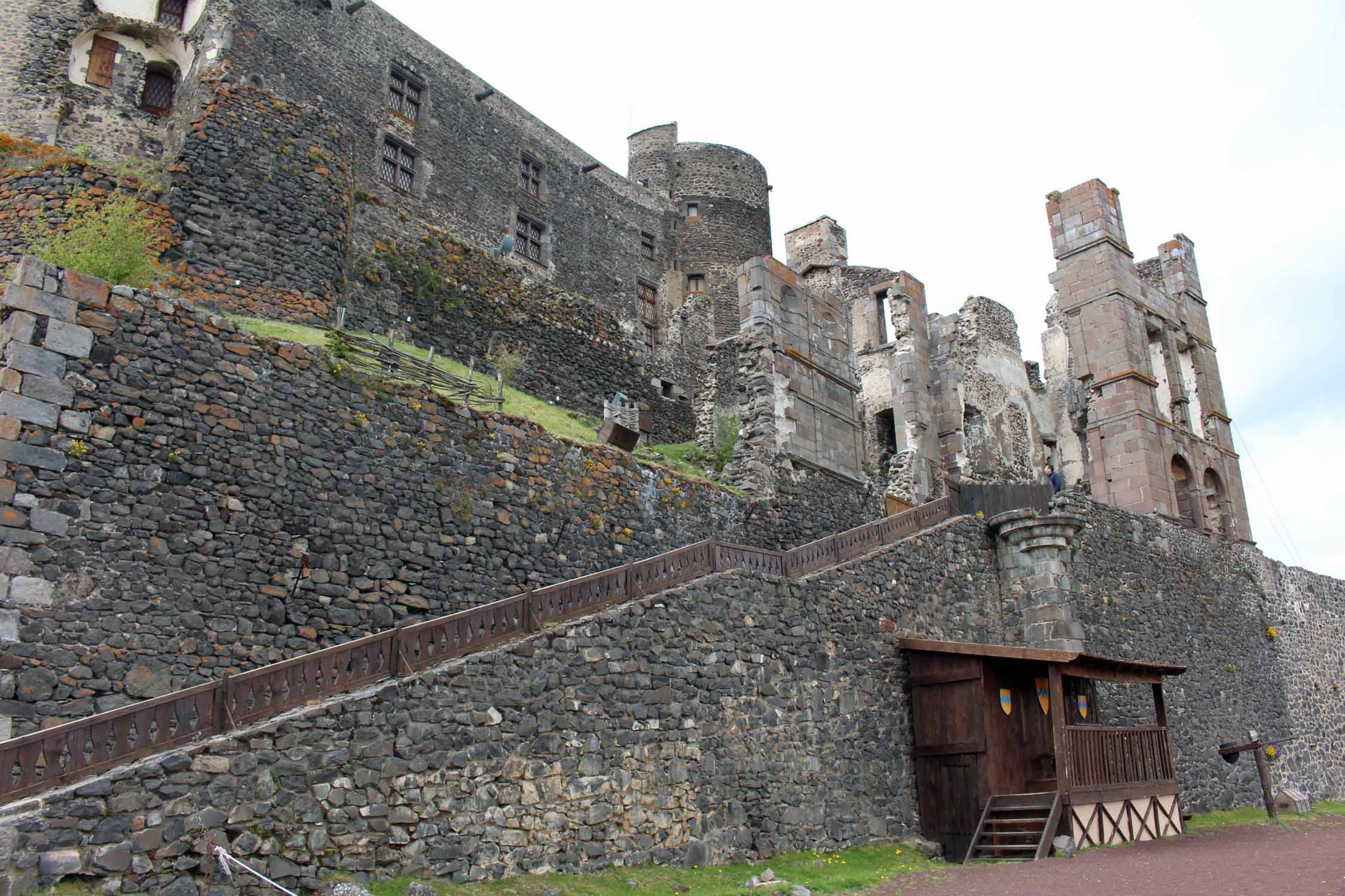 Château-de-Murol, forteresse