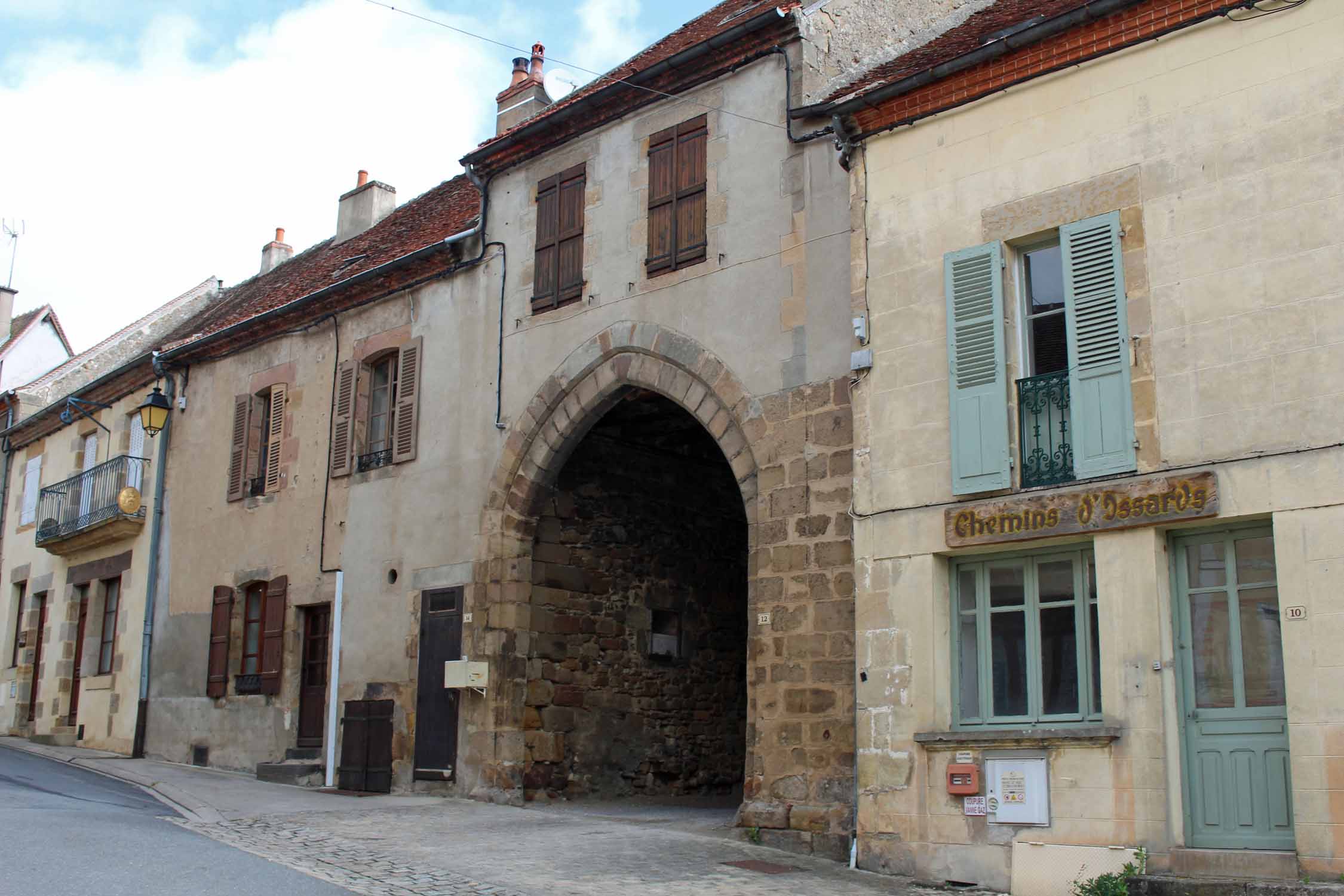 Souvigny, maison typique