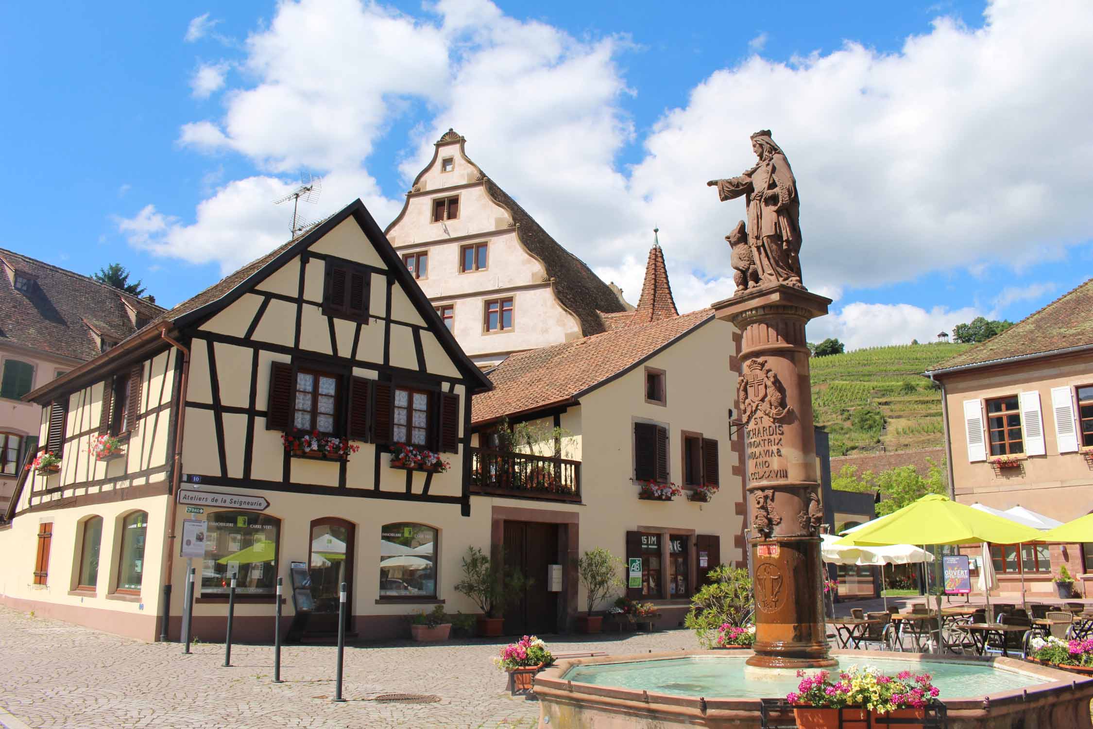 Andlau, fontaine Sainte-Richarde