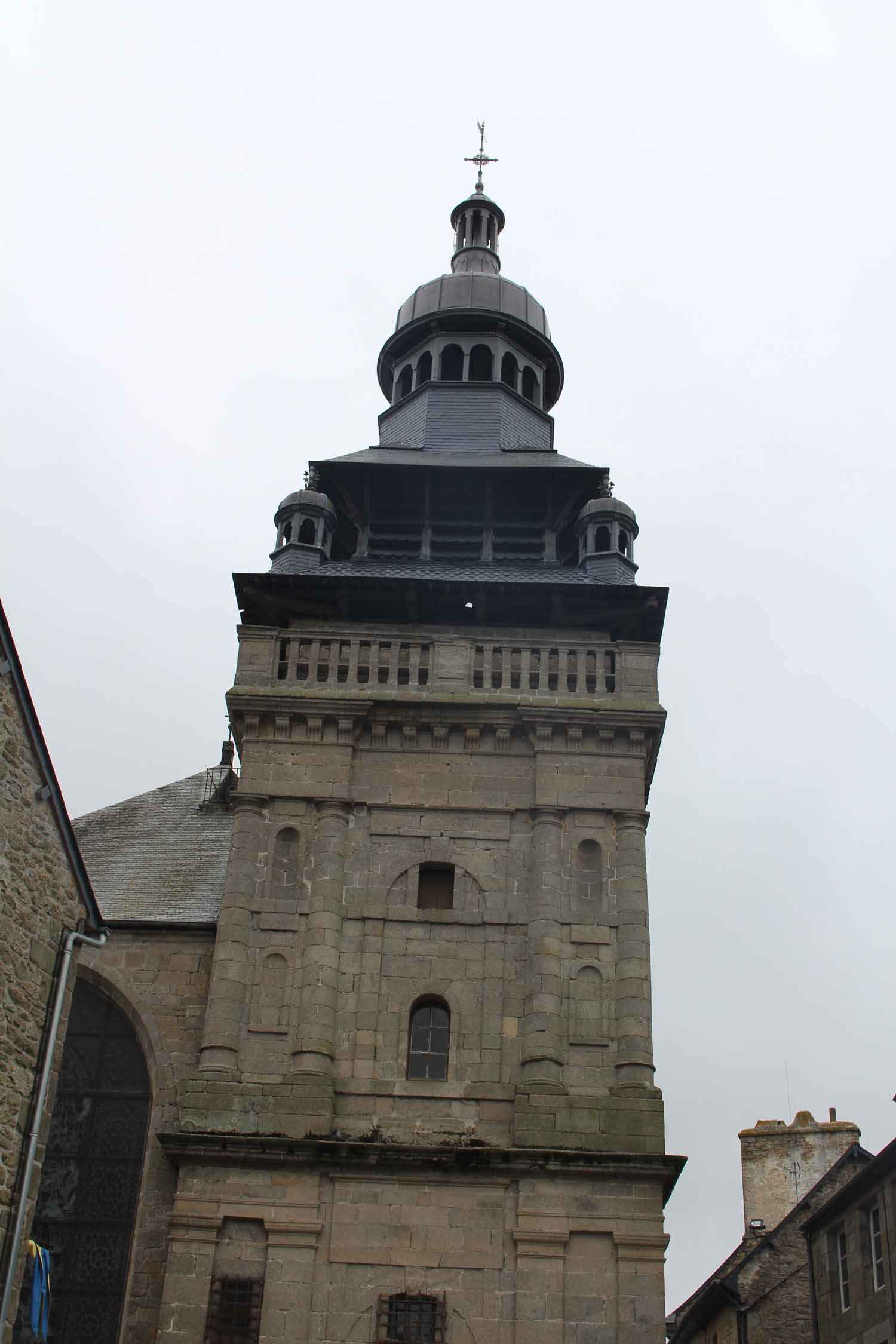 Moncontour, église Saint-Mathurin, clocher