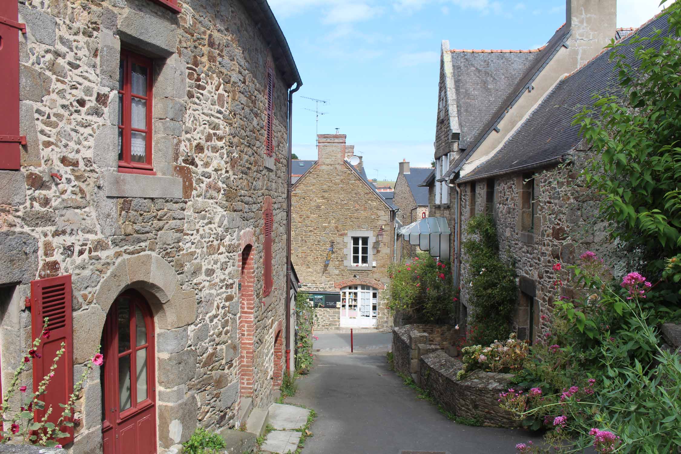 Saint-Suliac, ruelle typique