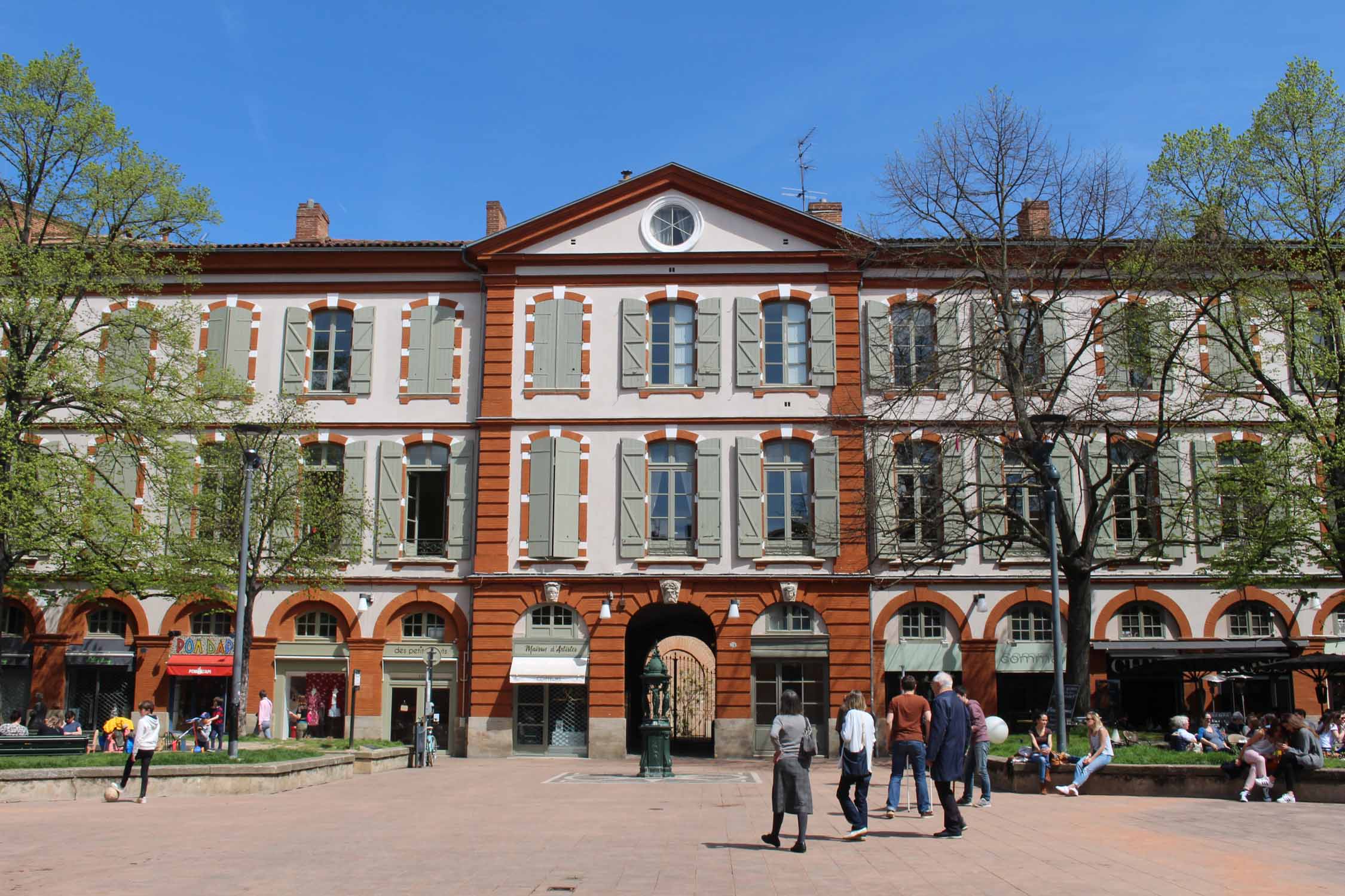 Toulouse,  place Saint-Georges