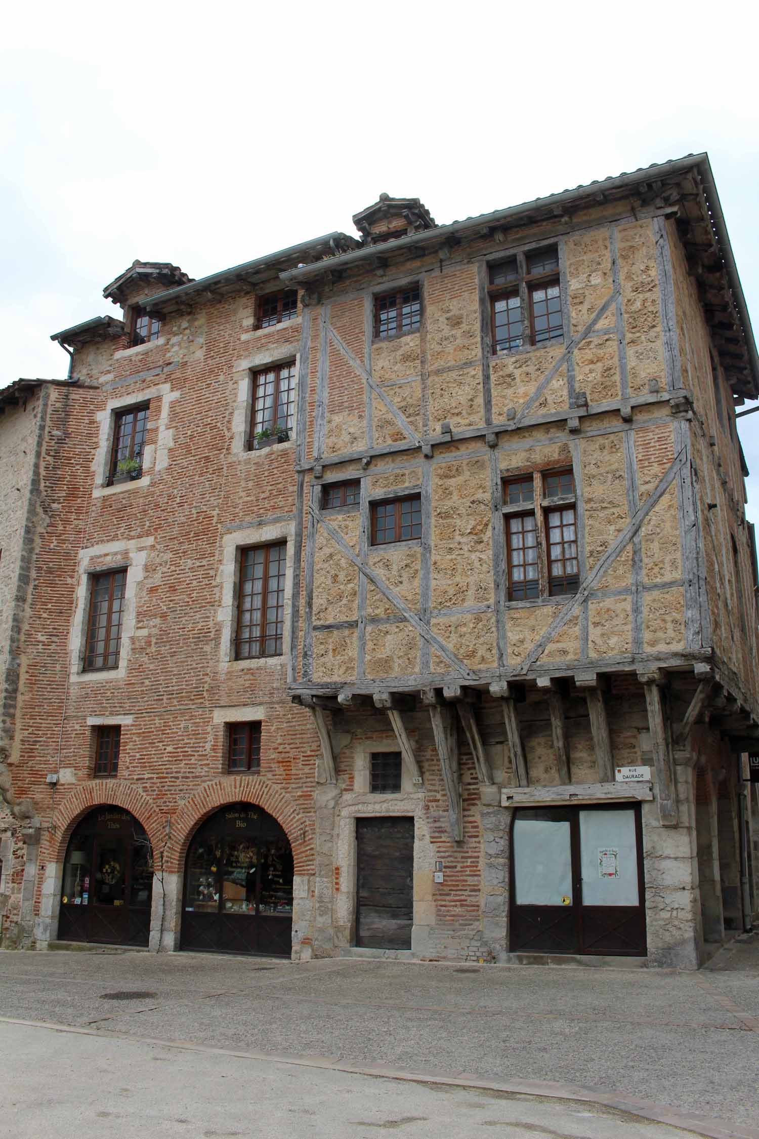 Cahors, maison à colombage