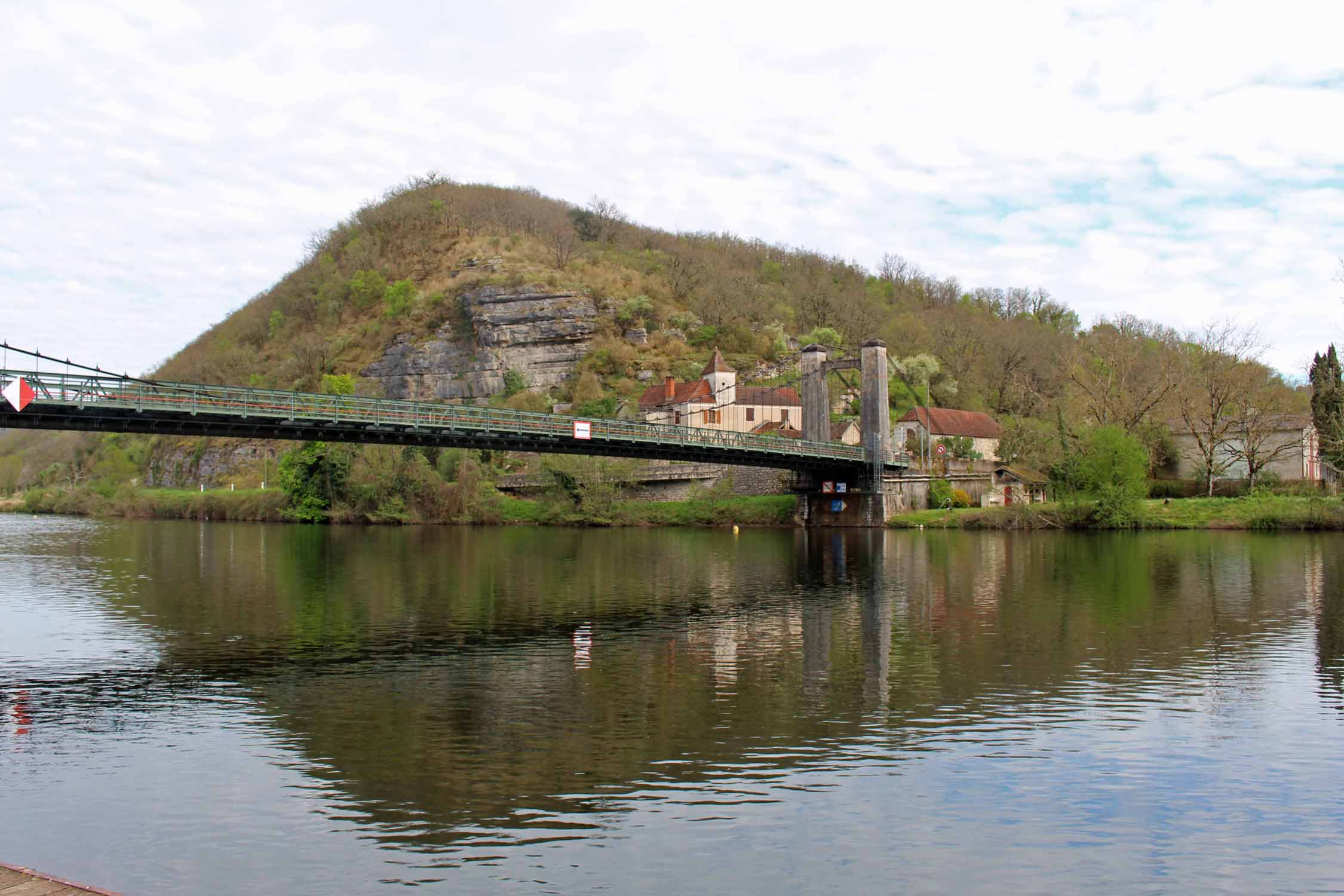 Pont suspendu de Cajarc