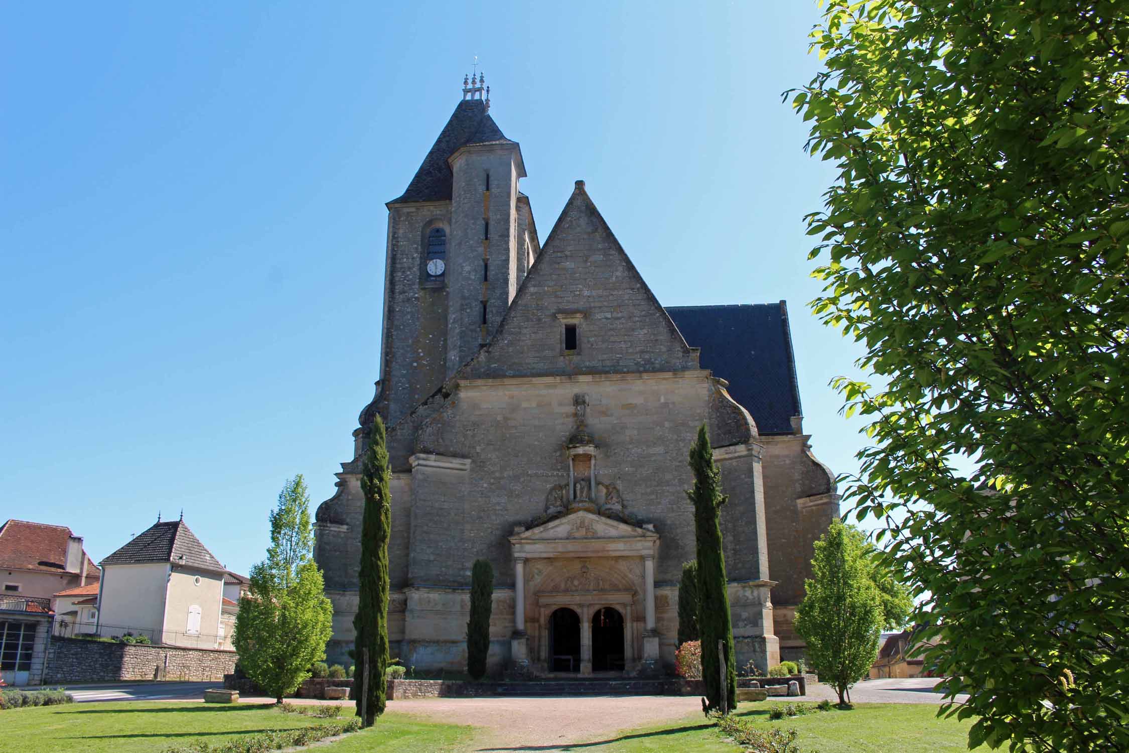 Eglise Saint-Pierre d'Assier