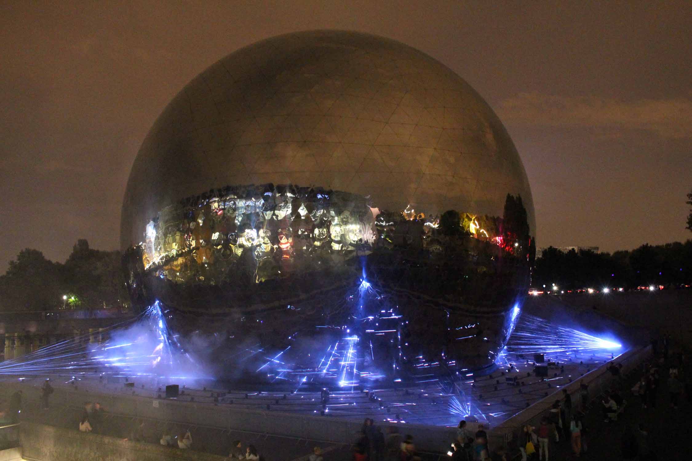 Paris, la Géode de La Villette