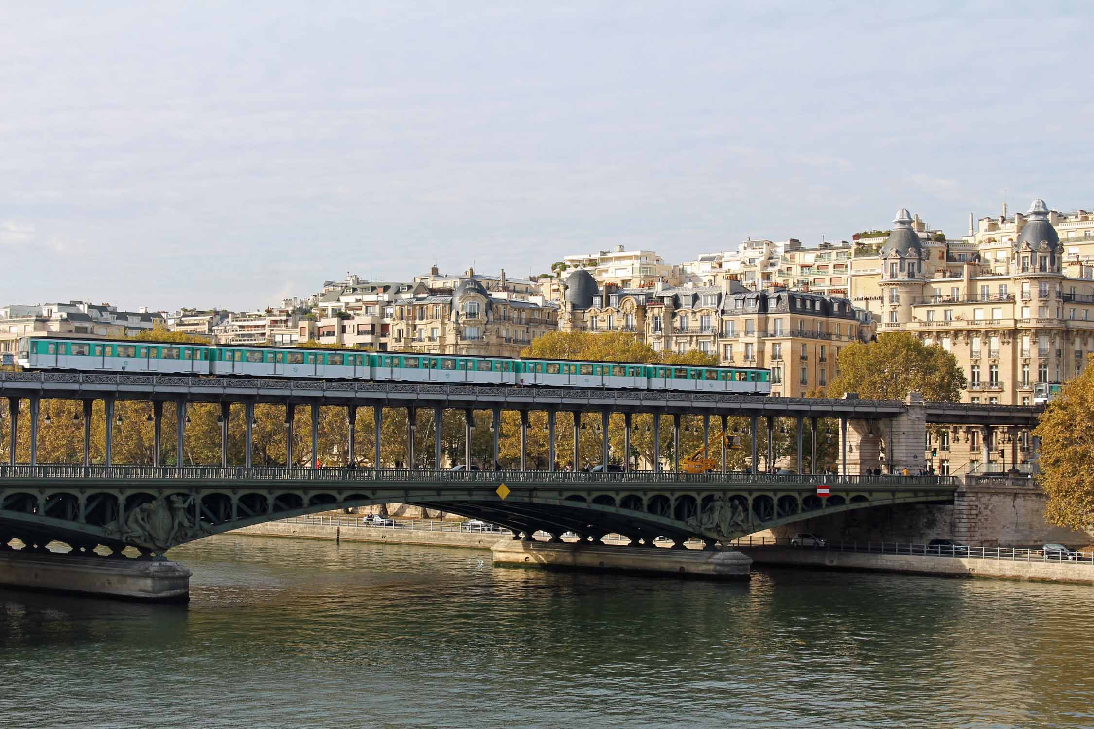 Paris, pont de Bir-Hakeim