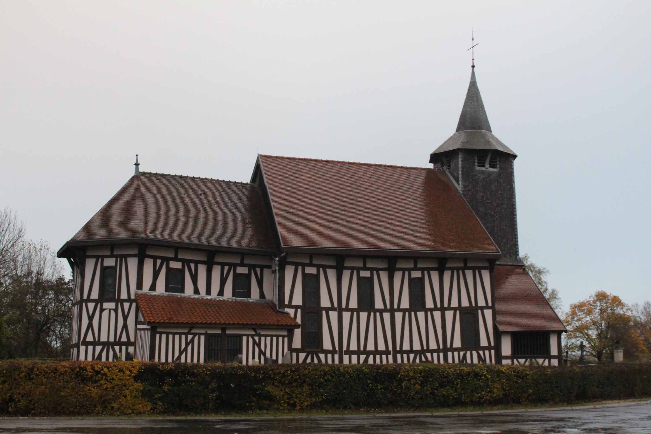 Châtillon-sur-Broué, église de la Nativité de la Vierge