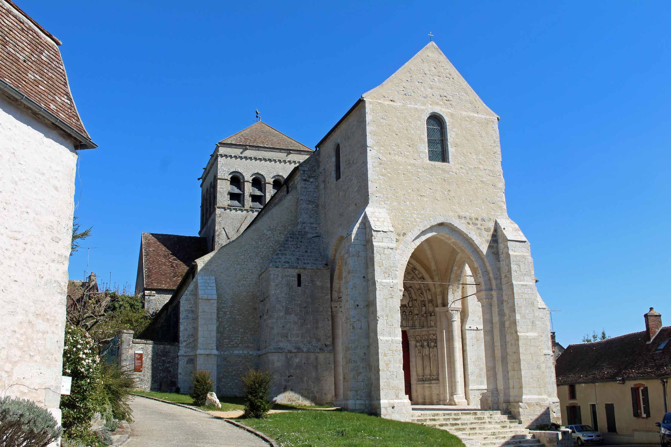 Saint-Loup-de-Naud, église Saint-Loup