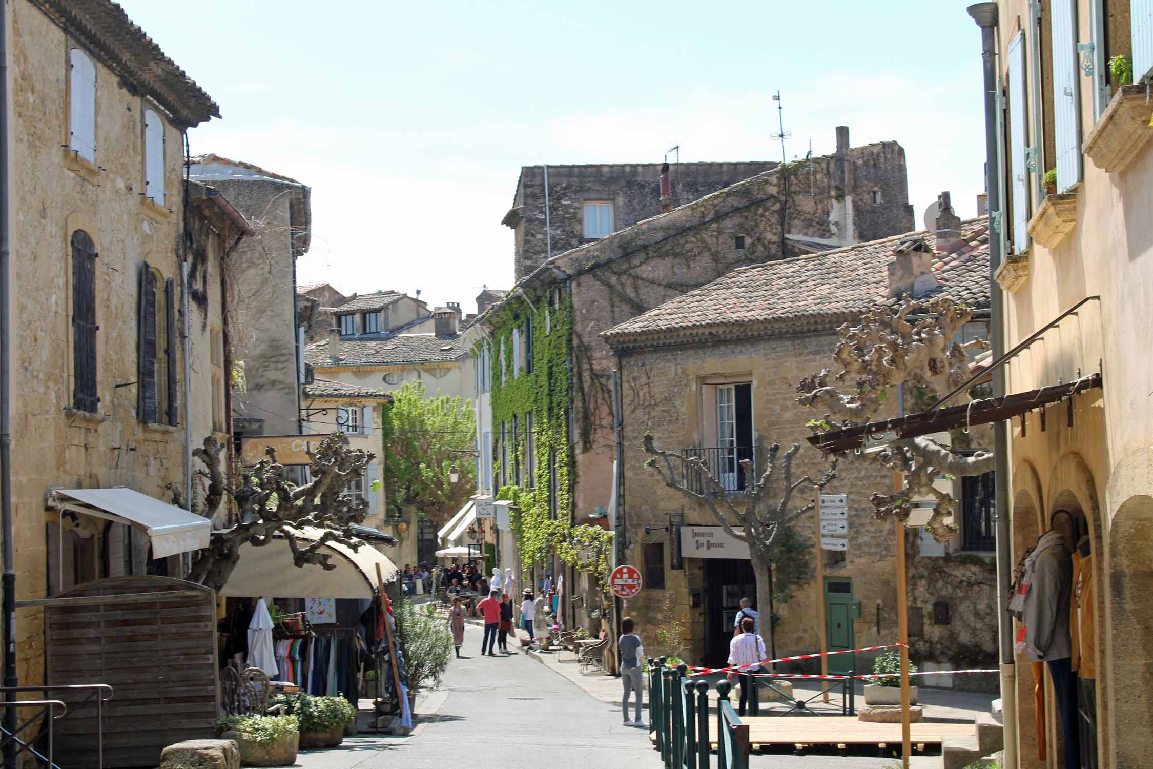 Lourmarin, ruelle typique