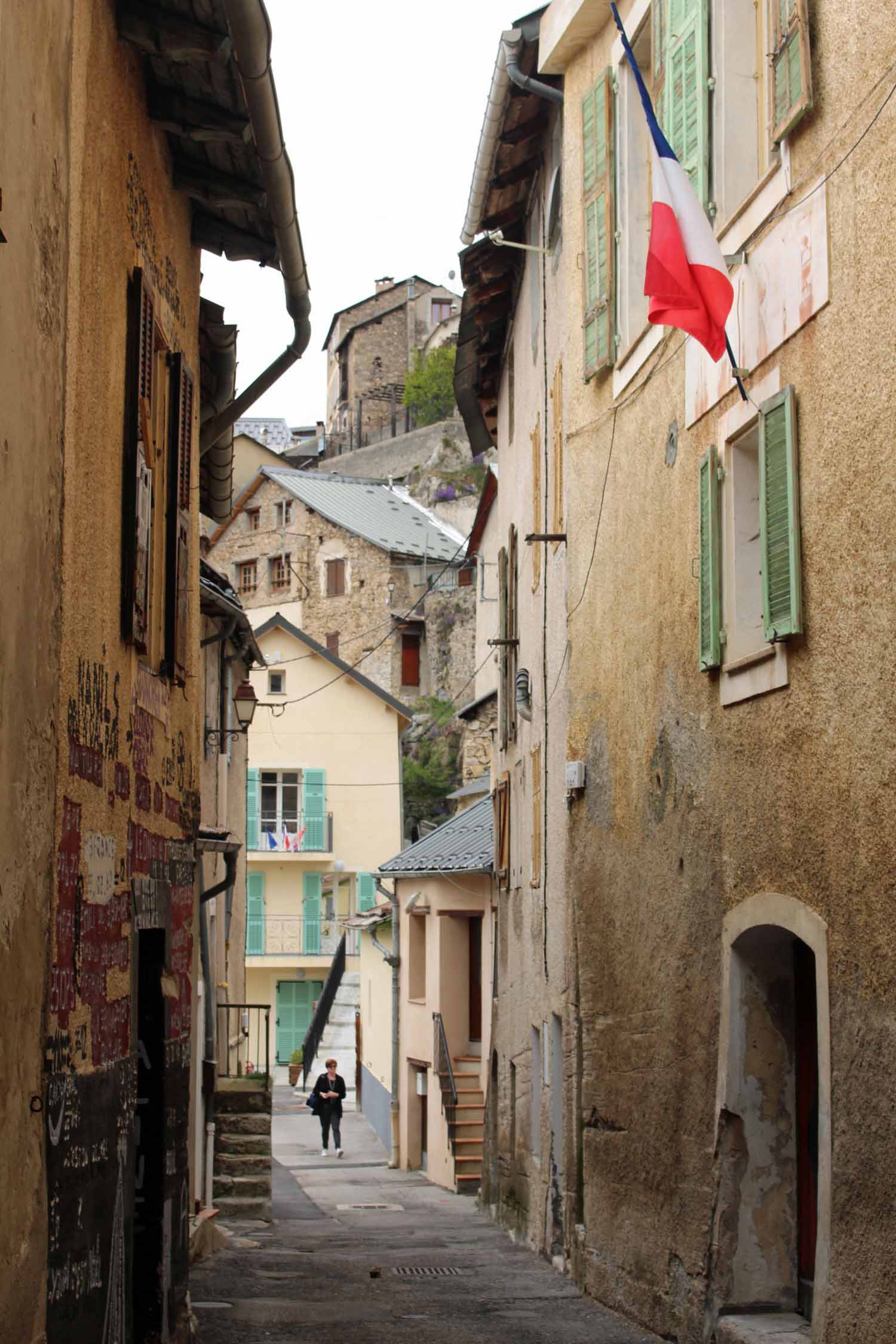 Roubion, ruelle typique